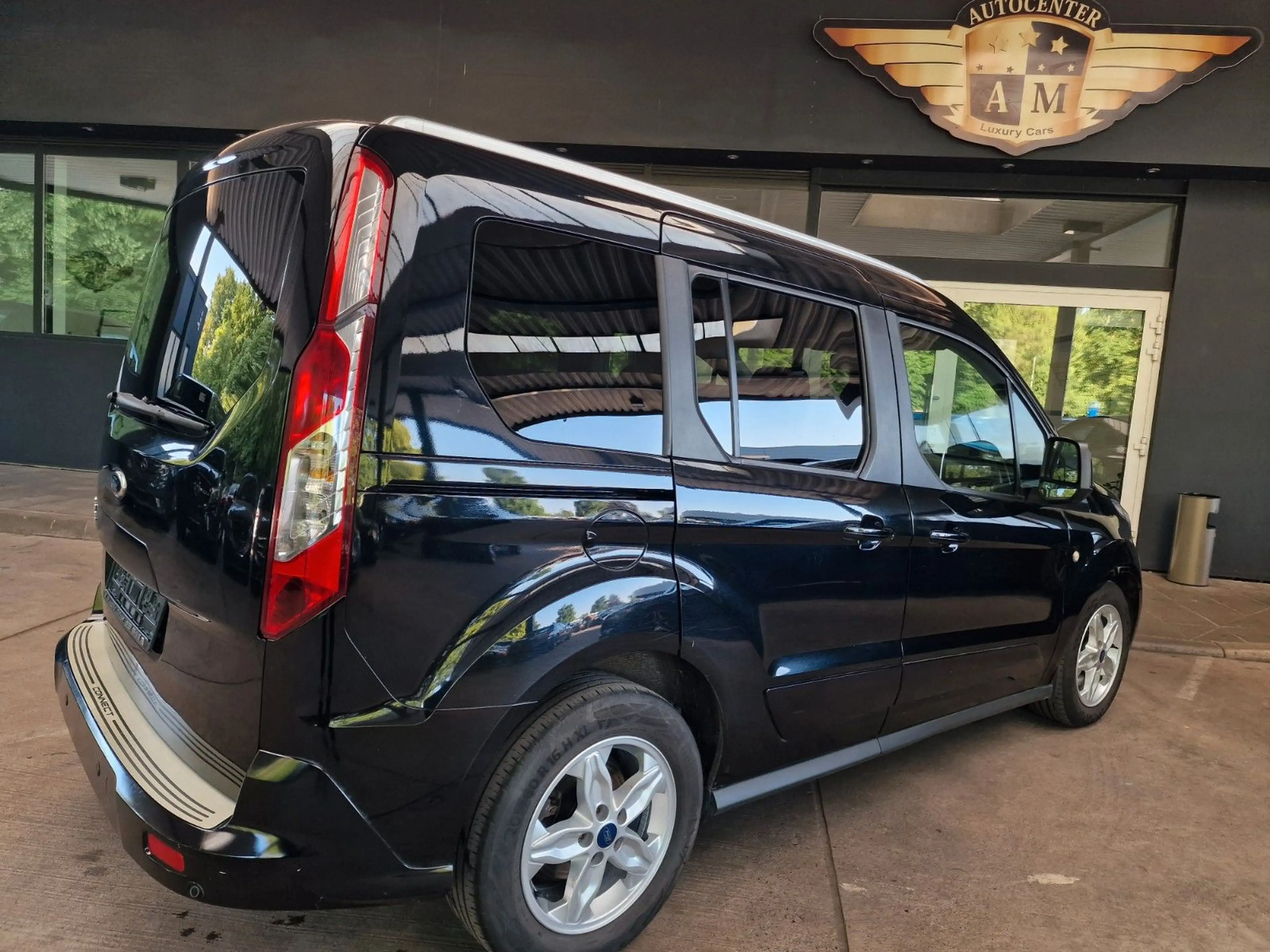 Ford Tourneo 1.5 Connect Titanium Navi/Park/Kamera — photo 12