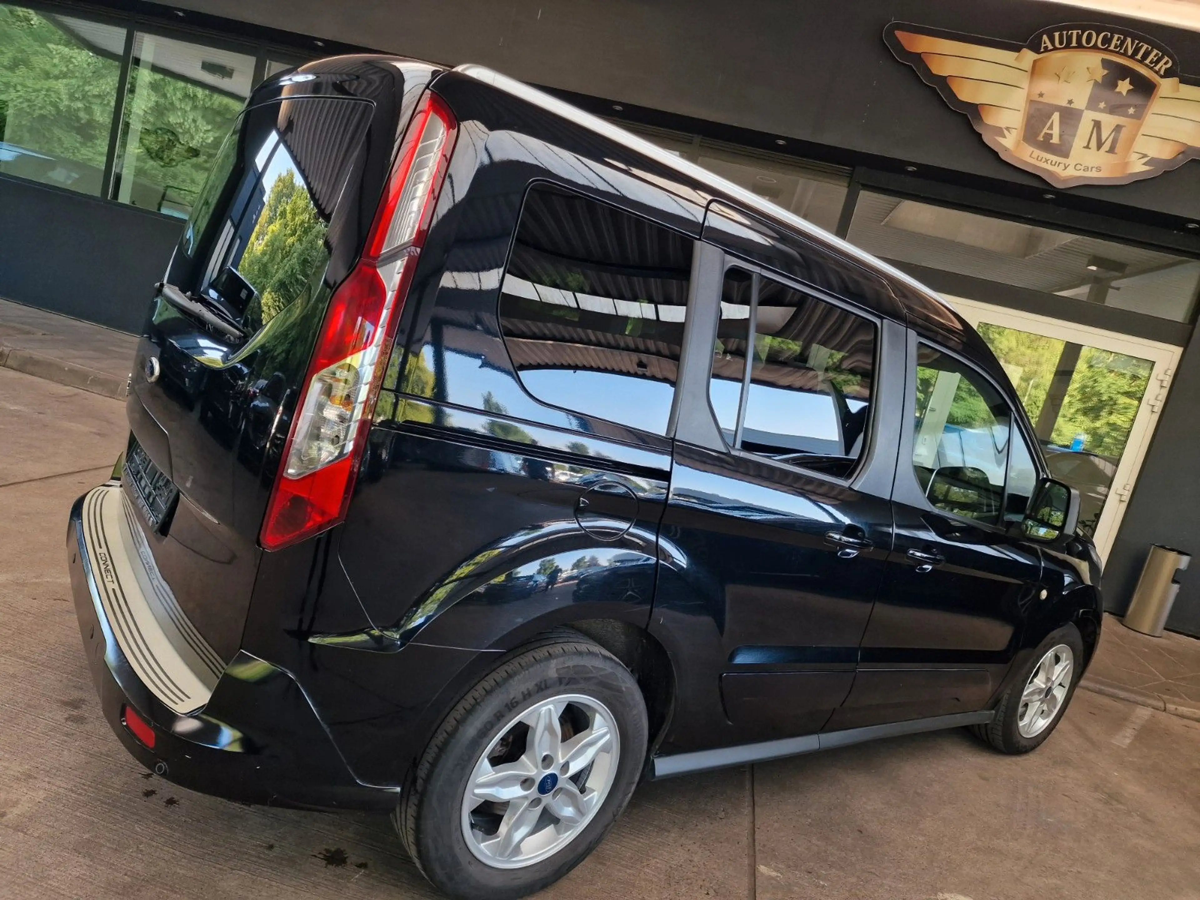 Ford Tourneo 1.5 Connect Titanium Navi/Park/Kamera — photo 15