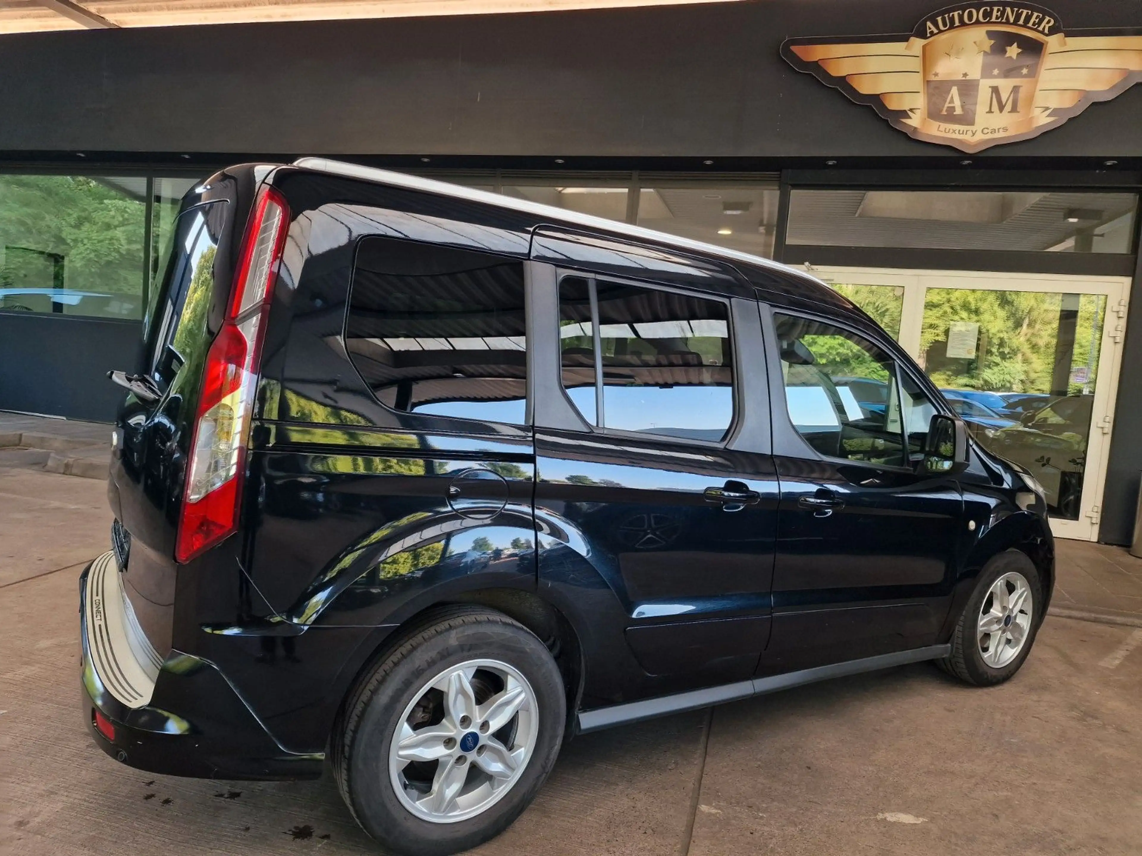 Ford Tourneo 1.5 Connect Titanium Navi/Park/Kamera — photo 13