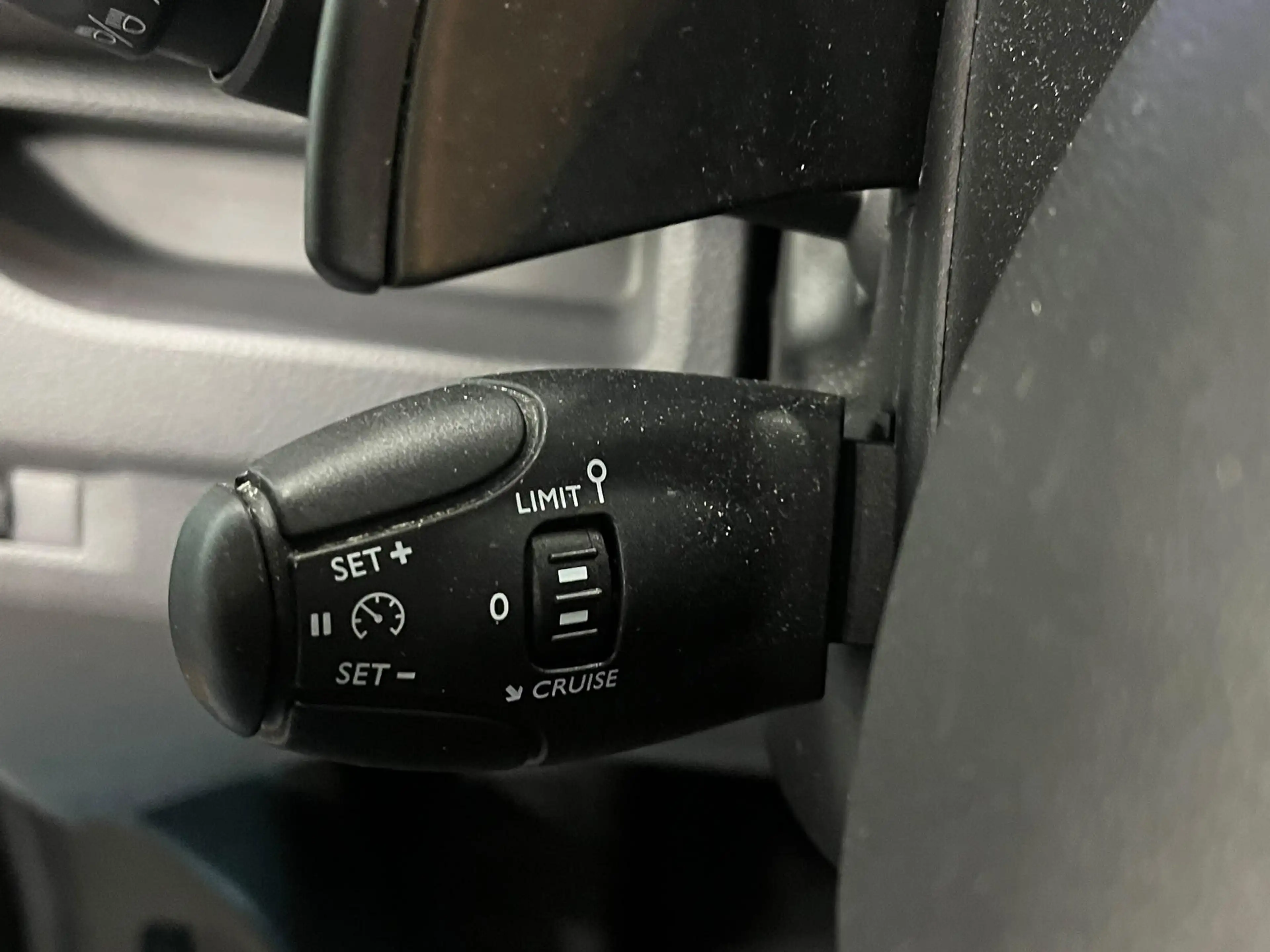 Peugeot Expert 2.0 BlueHDI 145 Standard Premium Airco Navi Cruise — photo 13