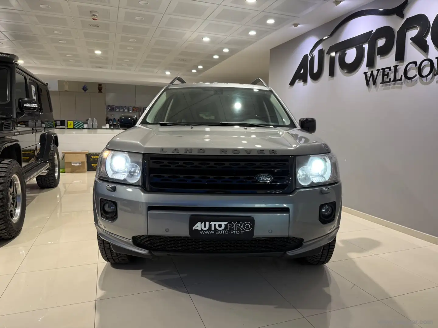 Land Rover Freelander 2.2 SD4 S.W. Limited Edition Gris - 1