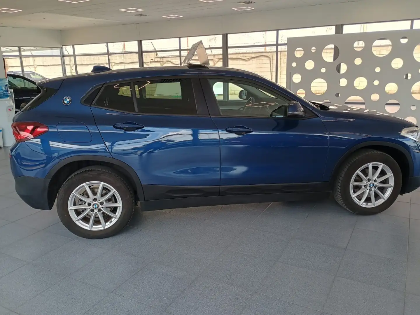 BMW X2 sDrive 18iA Azul - 2