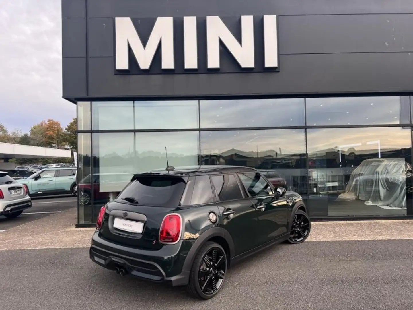 MINI Cooper S Cooper S 178ch Edition Resolute Plus BVA7 Vert - 2