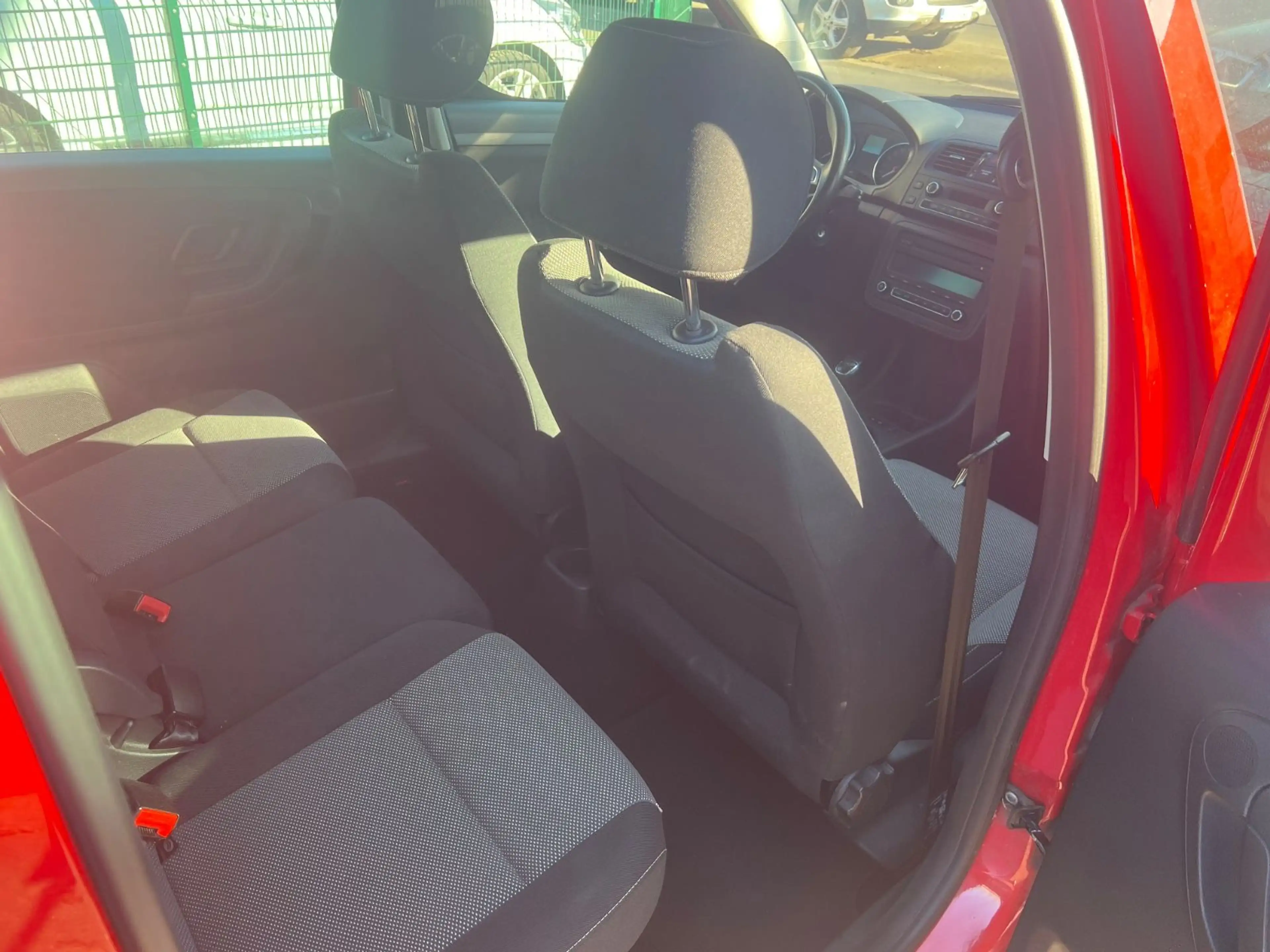 Skoda Roomster Noire Klimaautomatik+Sitzheizung — photo 10