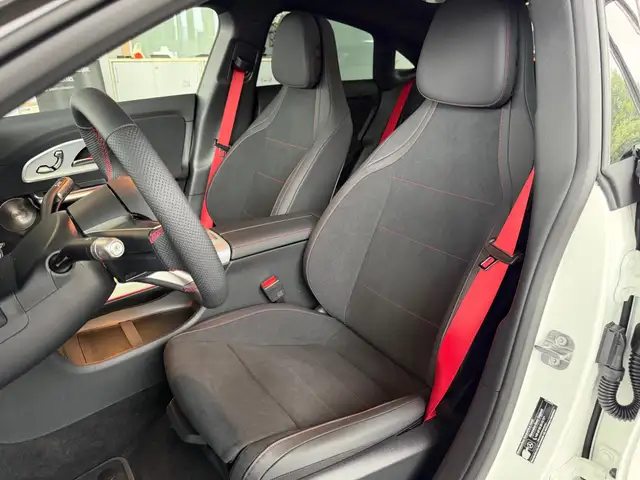 Mercedes-Benz Cla Class view 8