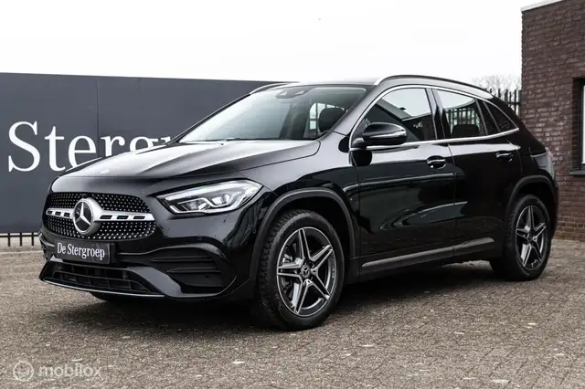 Mercedes-Benz GLA 250 e AMG Line