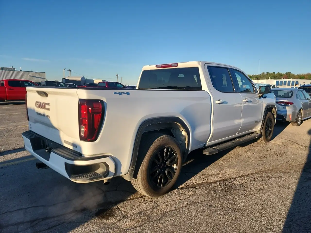 GMC Sierra 1500 снимка GMC Sierra 1500