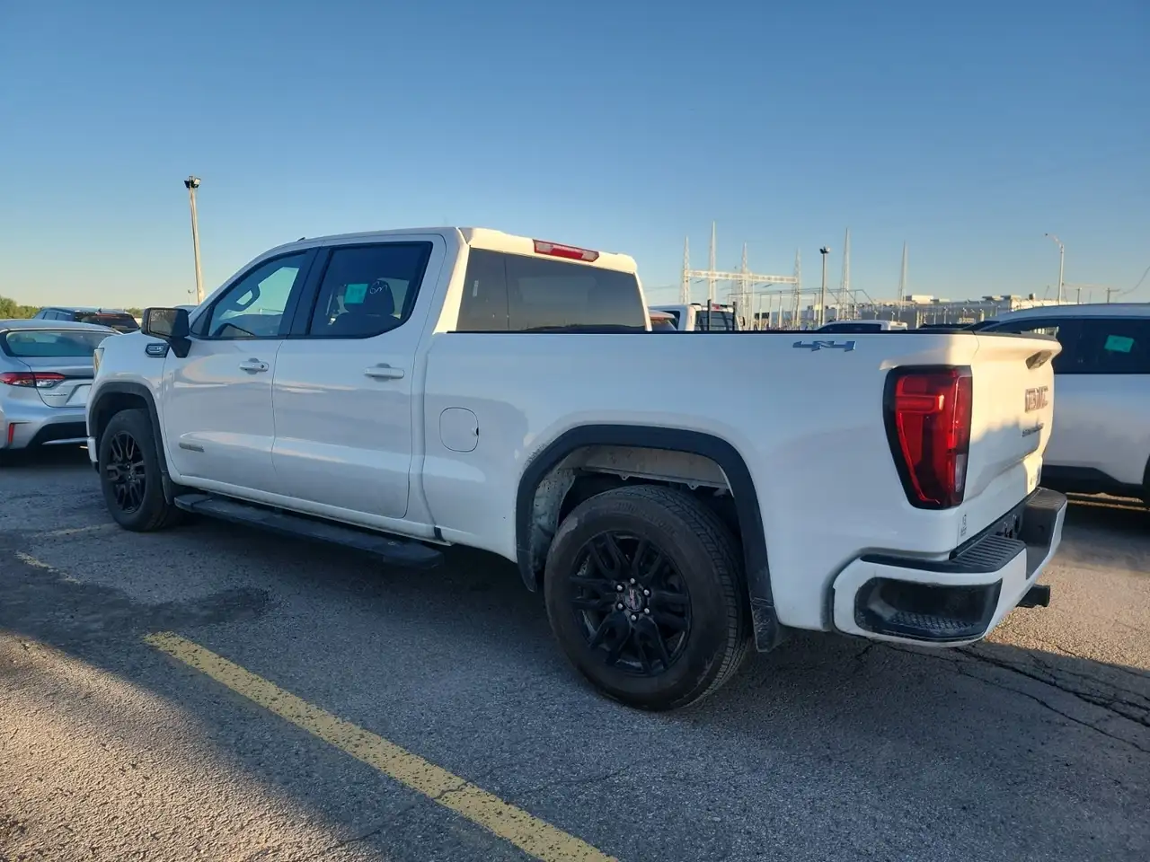 GMC Sierra 1500 снимка GMC Sierra 1500