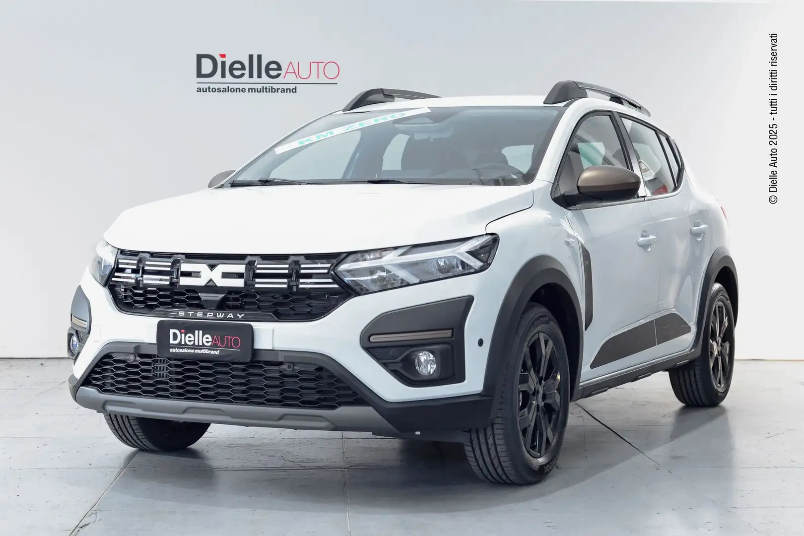 Dacia Sandero Stepway 1.0 TCe ECO-G Extreme Full Optional Blanc - 1
