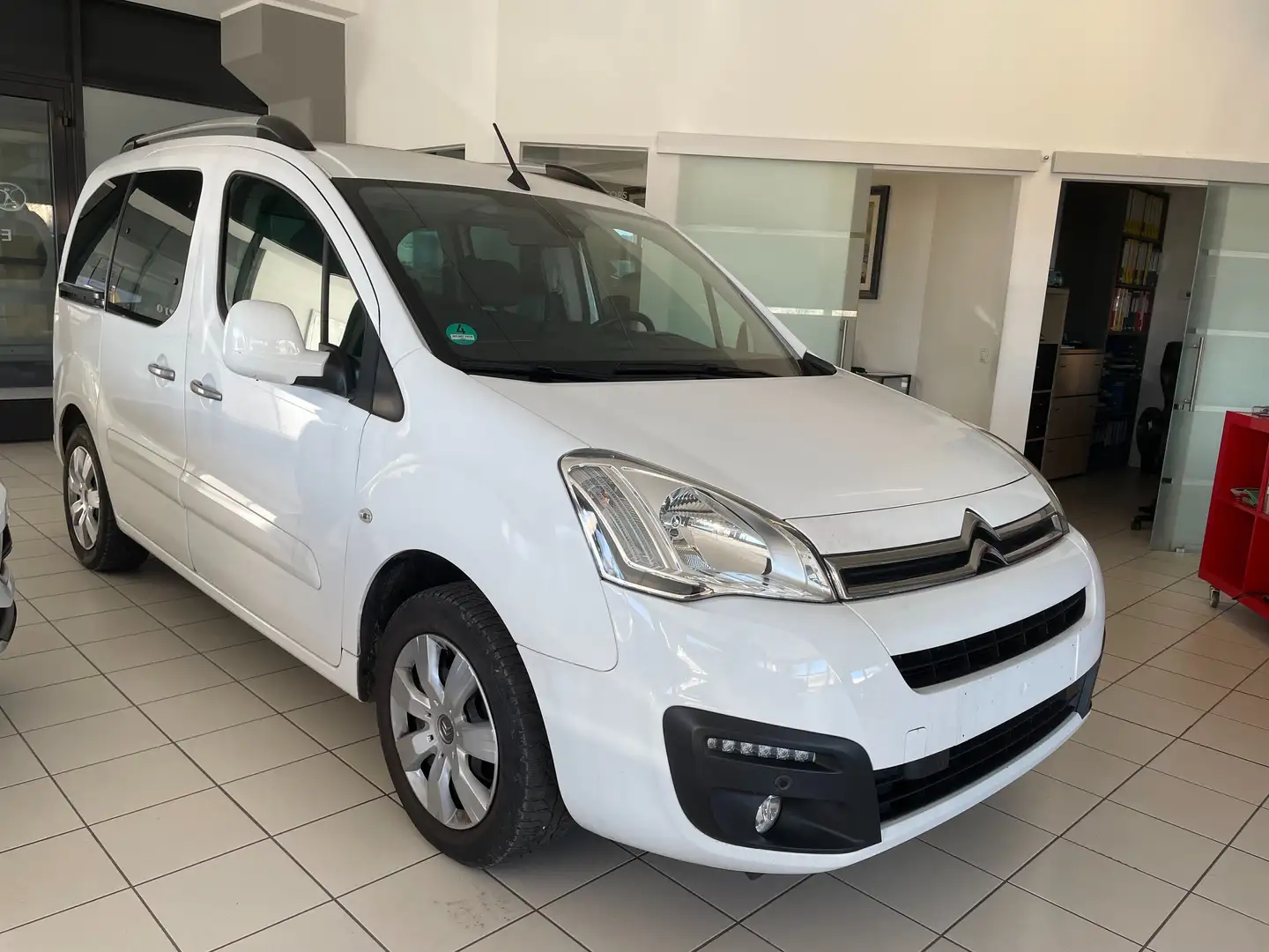 Citroen Berlingo Berlingo Multispace 1.2 puretech Xtr s Blanc - 1