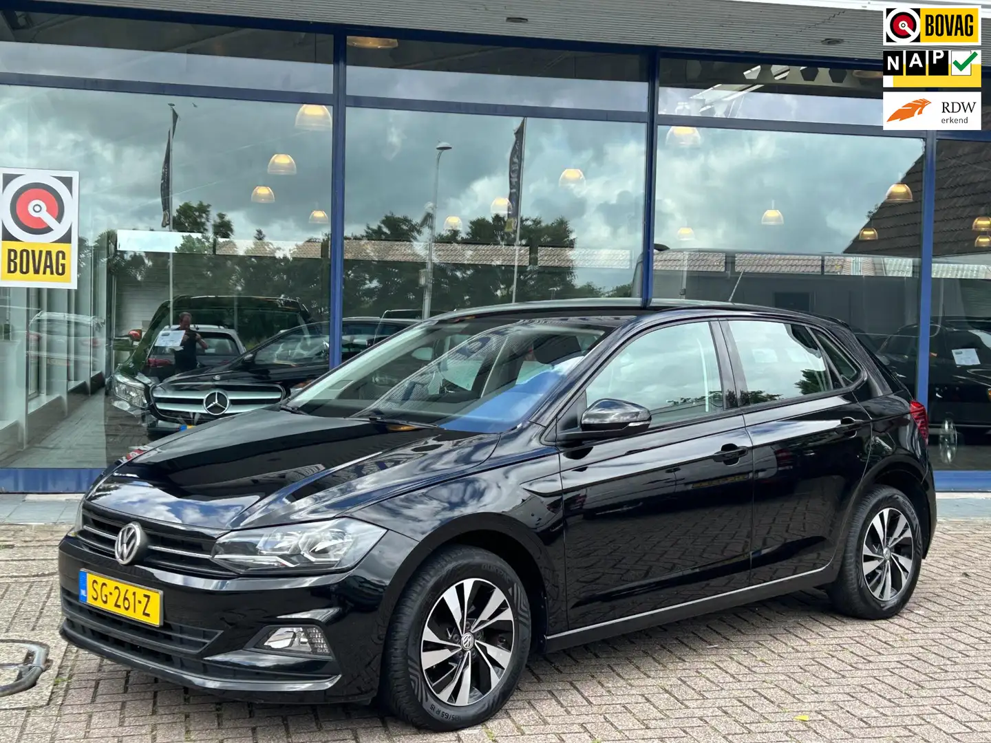 Volkswagen Polo 1.0 TSI 95PK Comfortline 5Drs App-Connect Airco Cr Zwart - 1