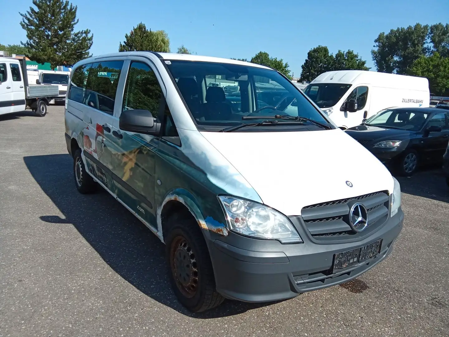 Mercedes-Benz Vito Kombi 4x4 113 CDI lang Blanc - 2