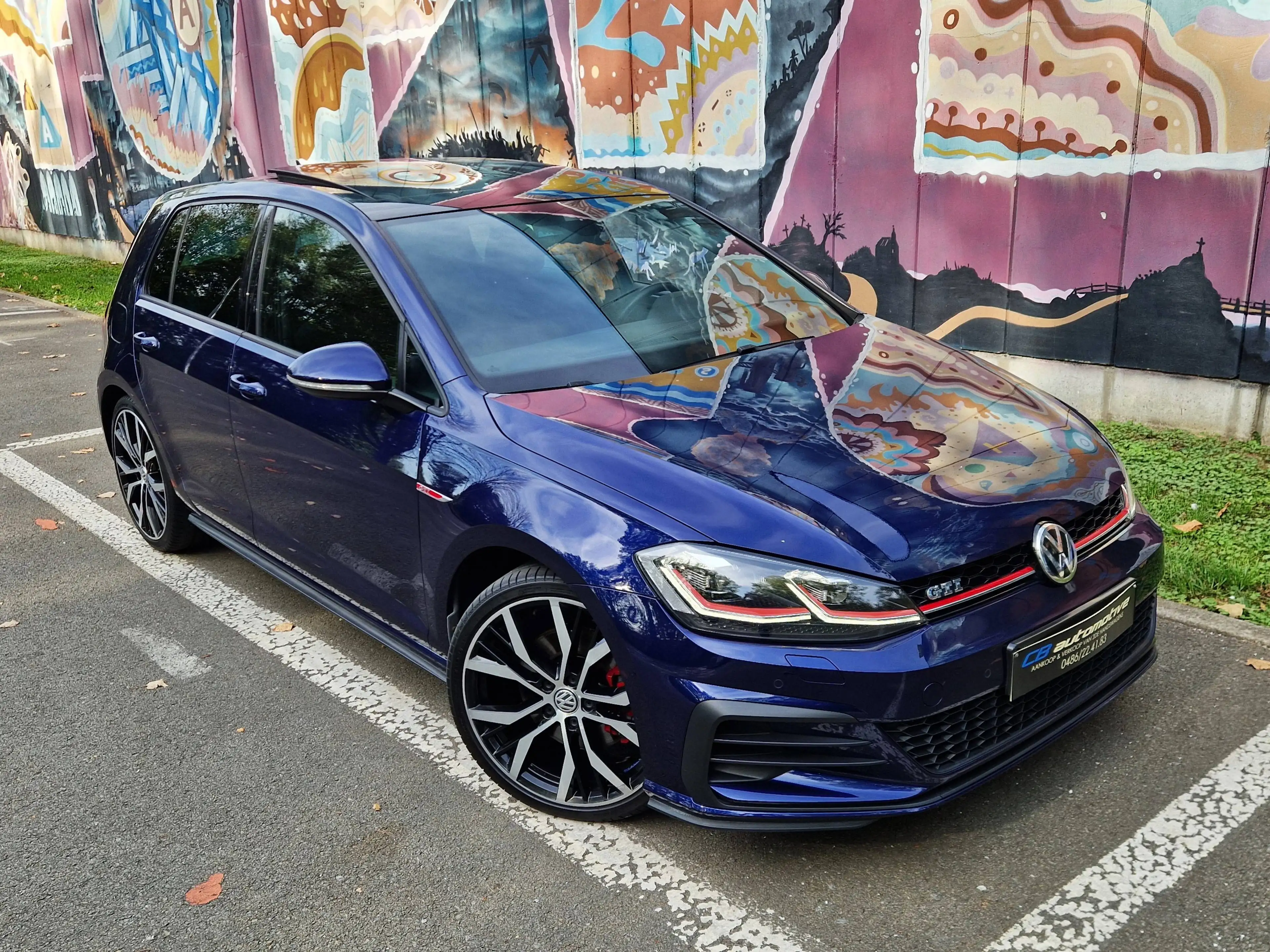 Volkswagen Golf GTI Golf 2.0 TSI Performance DSG — photo 2