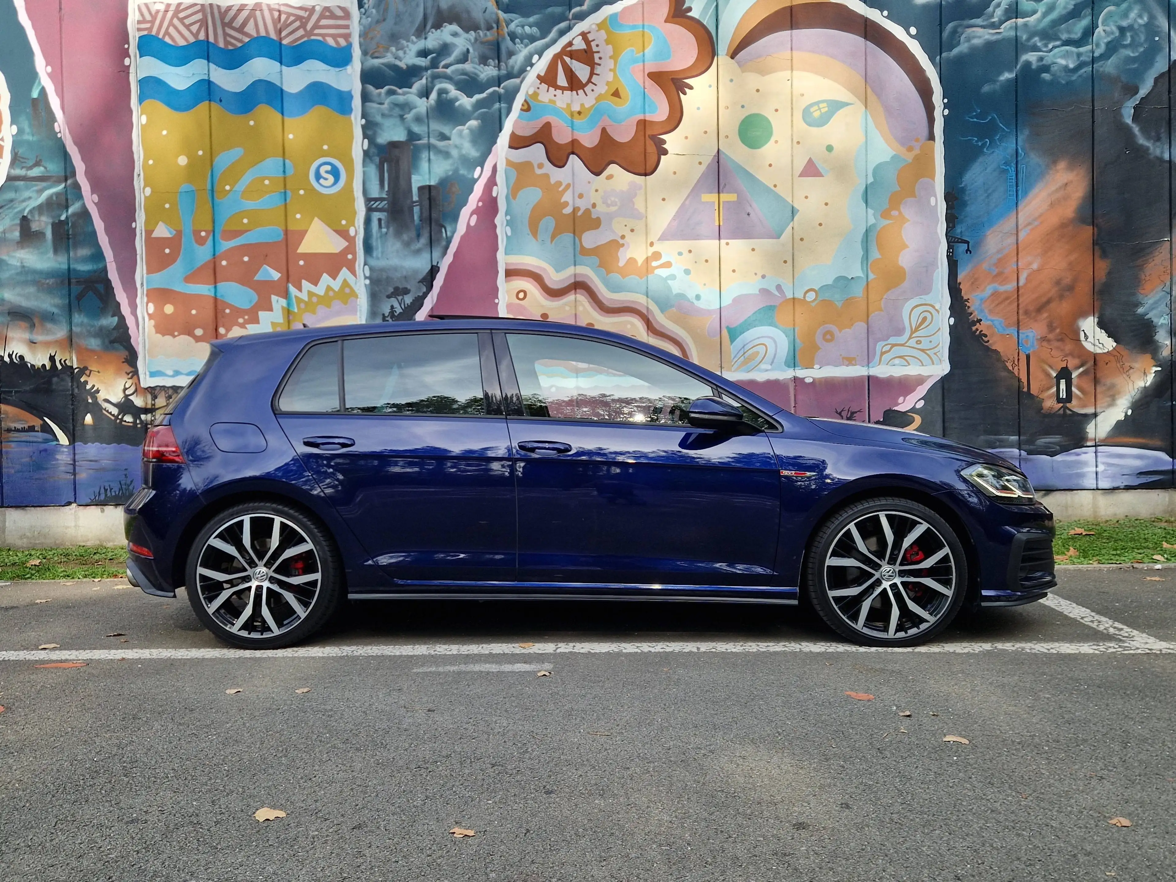 Volkswagen Golf GTI Golf 2.0 TSI Performance DSG — photo 4