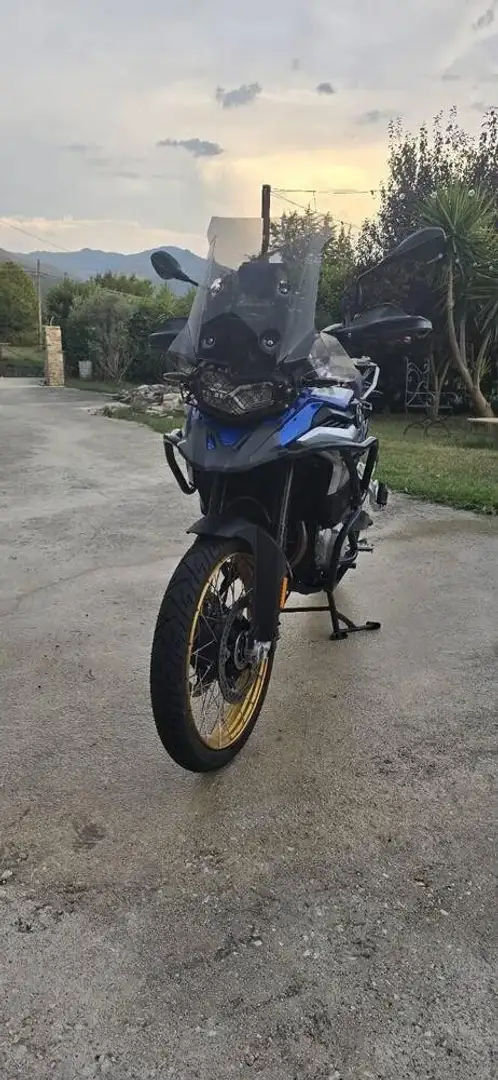 BMW F 850 GS Modrá - 1