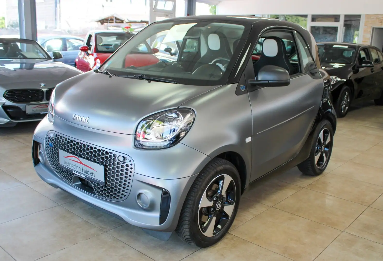 smart forTwo EQ Automatik Pano Kamera Sitzheizung PDC Grau - 1