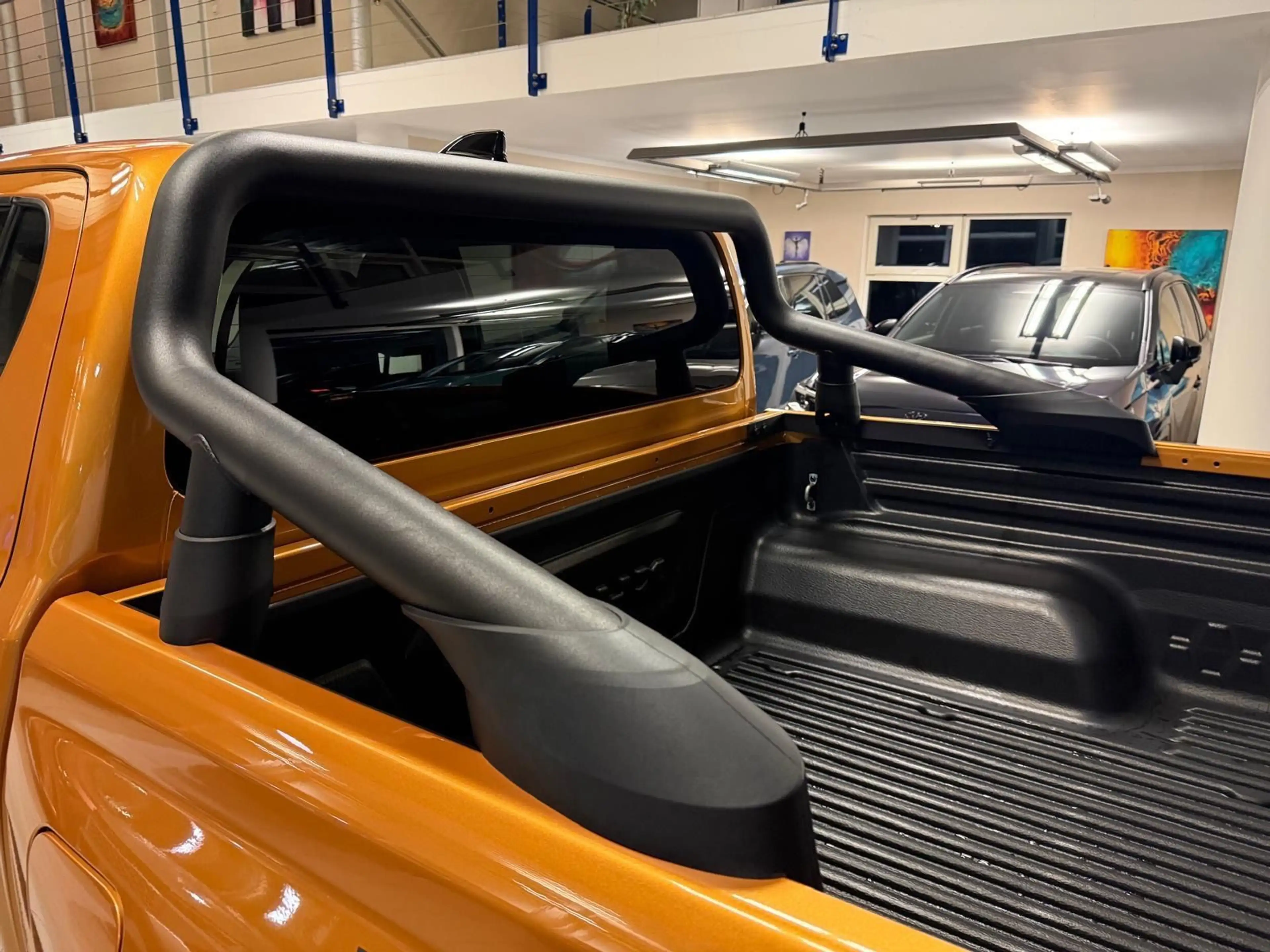 Toyota Hilux DOUBLE CAB INVINCIBLE-HYB.-27-BÜGEL-360 CAM.-JBL — photo 10