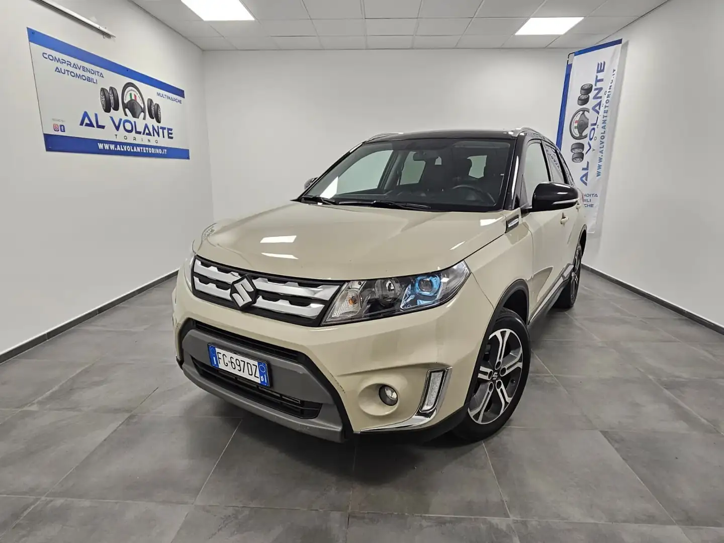 Suzuki Vitara Vitara 1.6 DDiS 4WD AllGrip DCT V-Top Beige - 2