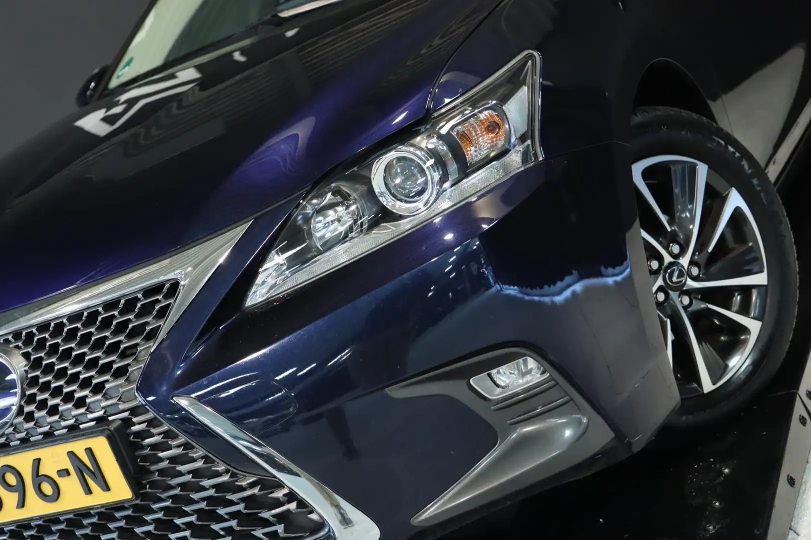 Lexus CT 200h Business Line / CAMERA / ALCANTARA / LED / CRUISE Bleu - 2