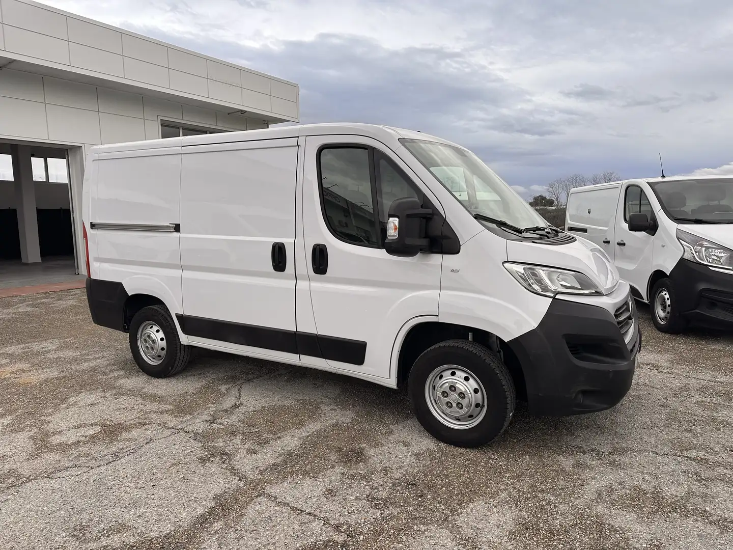 Fiat Ducato Fiat ducato L1H1 DUCATO 30 CH1 2.0 Multijet 16V 11 Blanc - 1