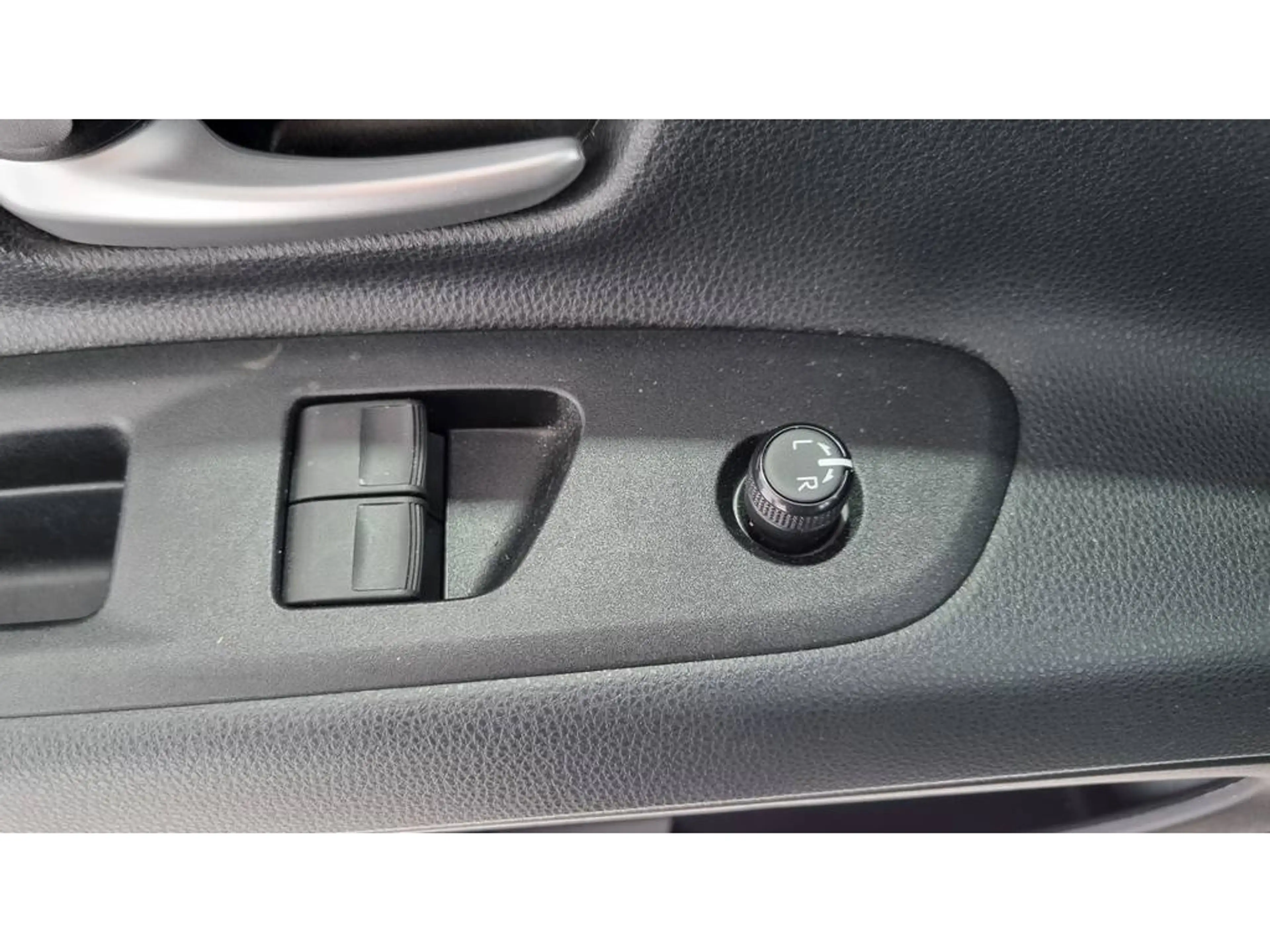 Toyota Aygo X 1.0 VVT-i First Automaat | Apple/Android | Stoelve — photo 9