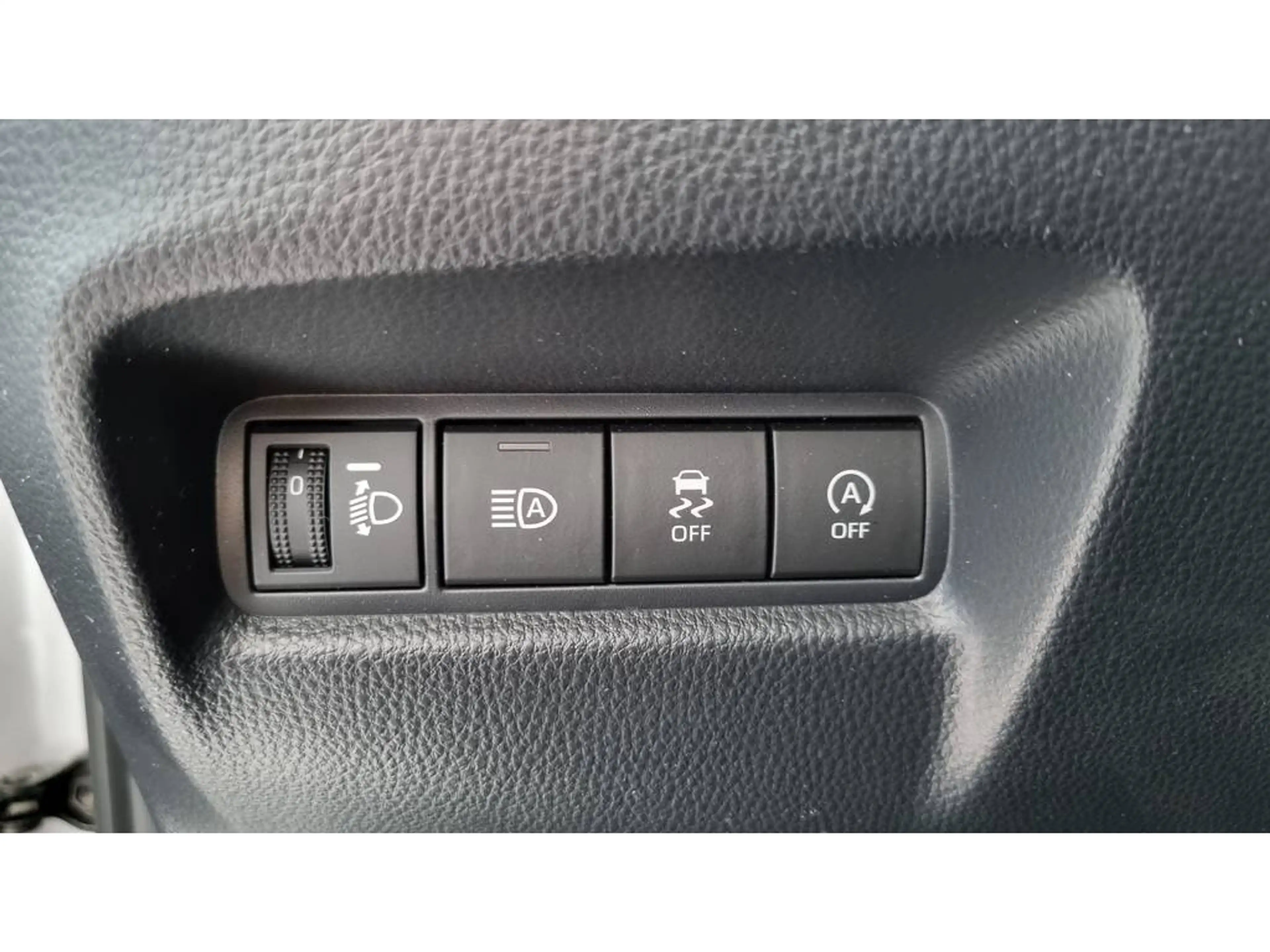 Toyota Aygo X 1.0 VVT-i First Automaat | Apple/Android | Stoelve — photo 10