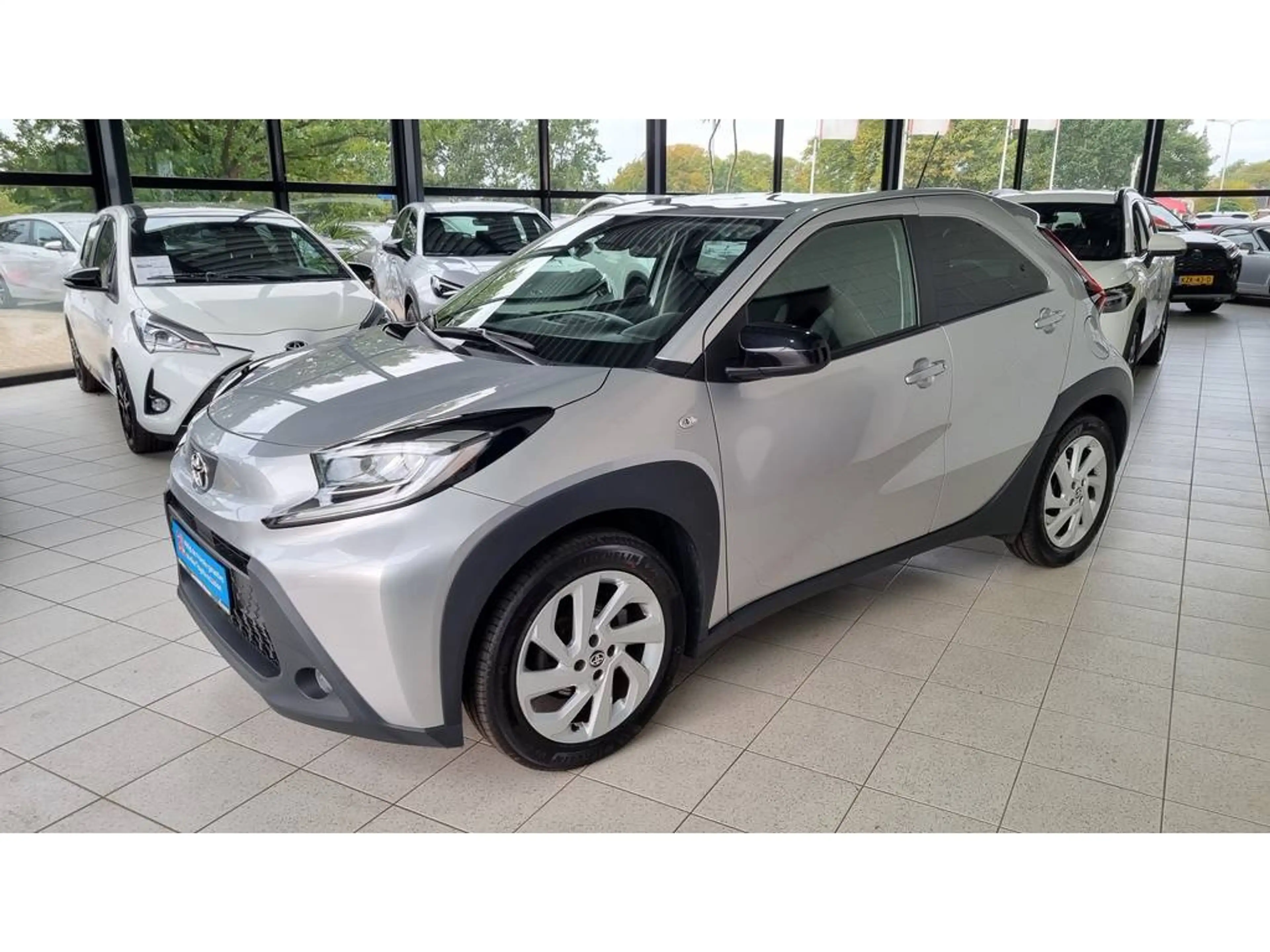 Toyota Aygo X 1.0 VVT-i First Automaat | Apple/Android | Stoelve — photo 4