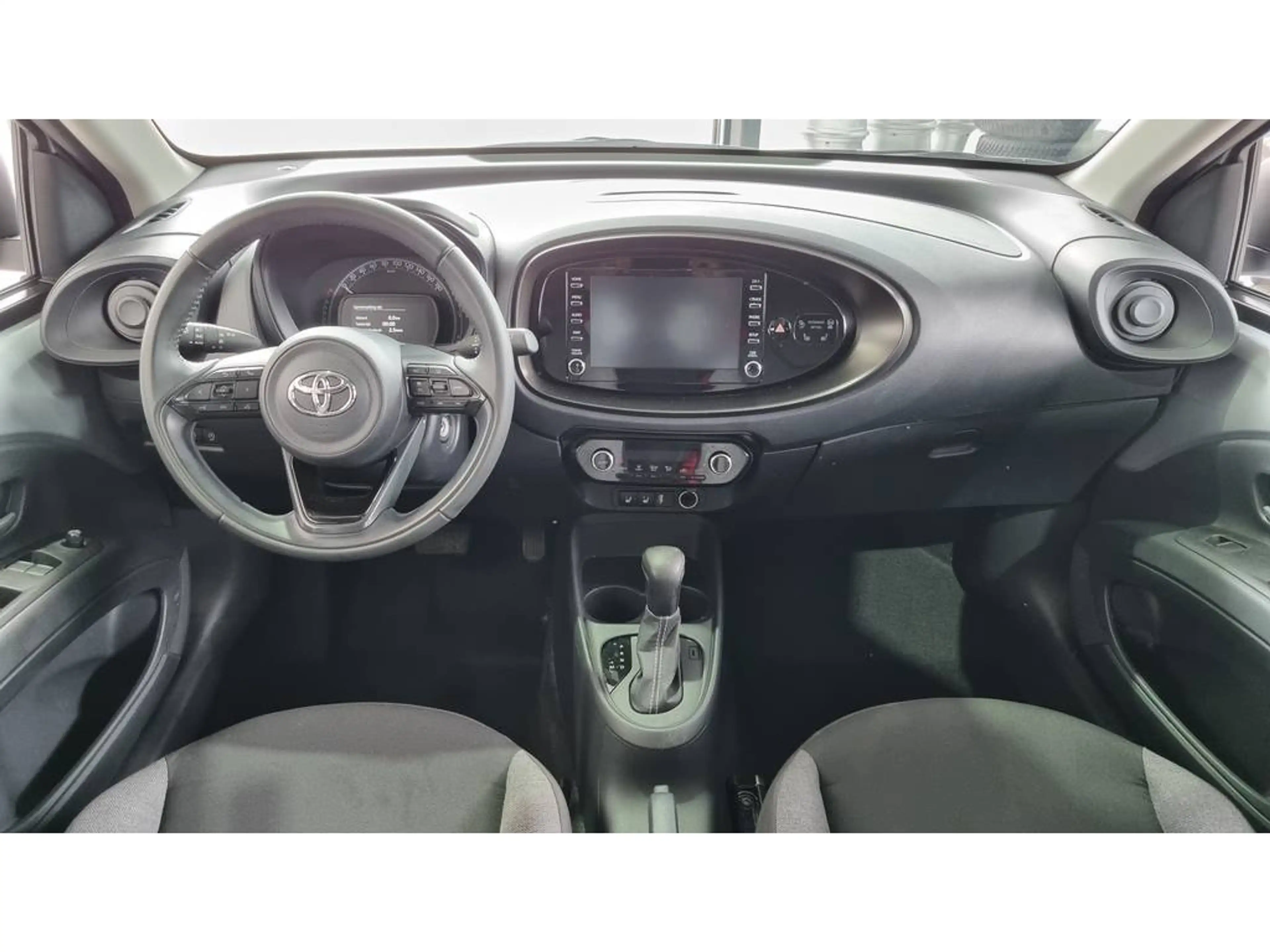 Toyota Aygo X 1.0 VVT-i First Automaat | Apple/Android | Stoelve — photo 8