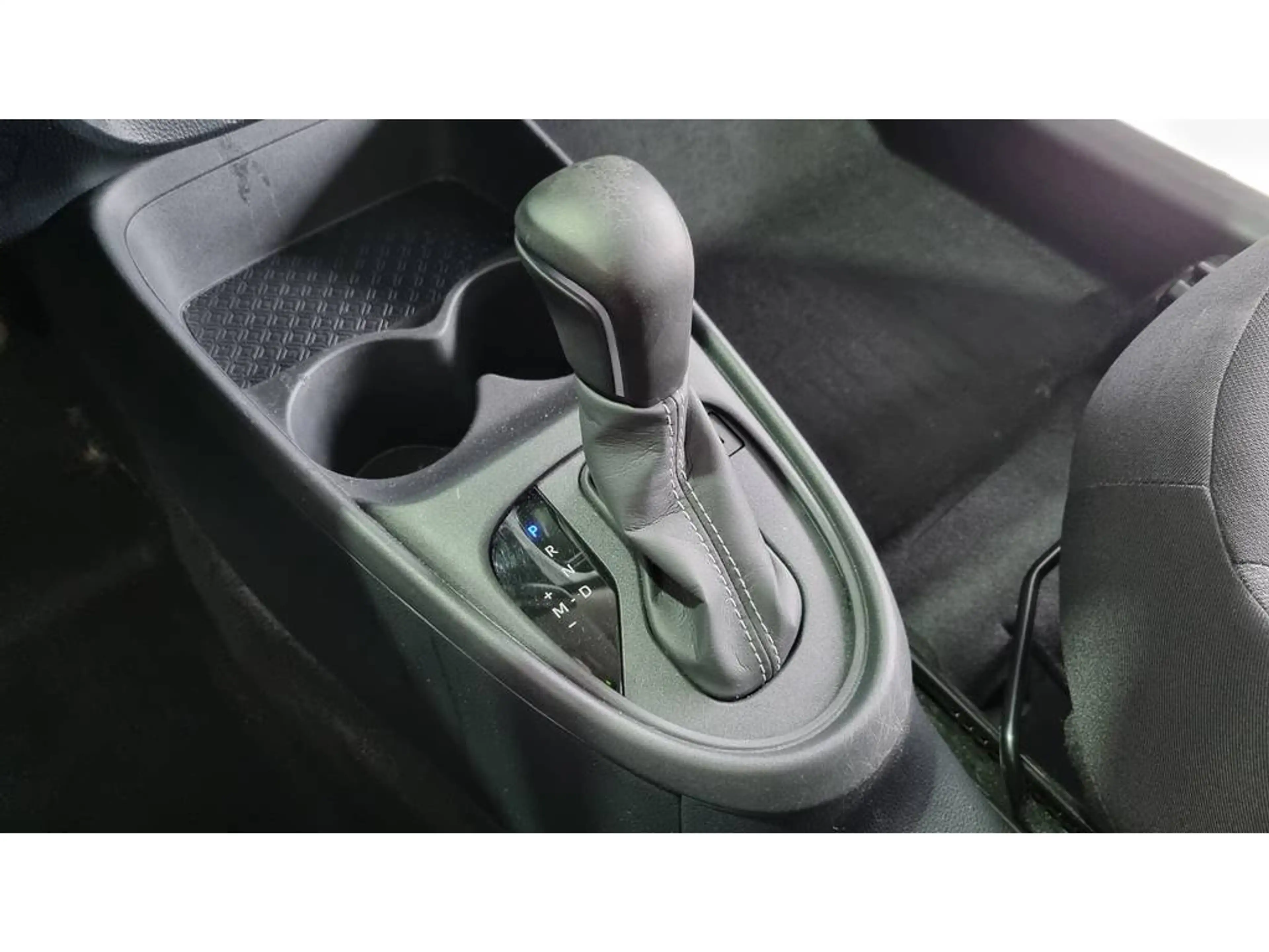Toyota Aygo X 1.0 VVT-i First Automaat | Apple/Android | Stoelve — photo 18