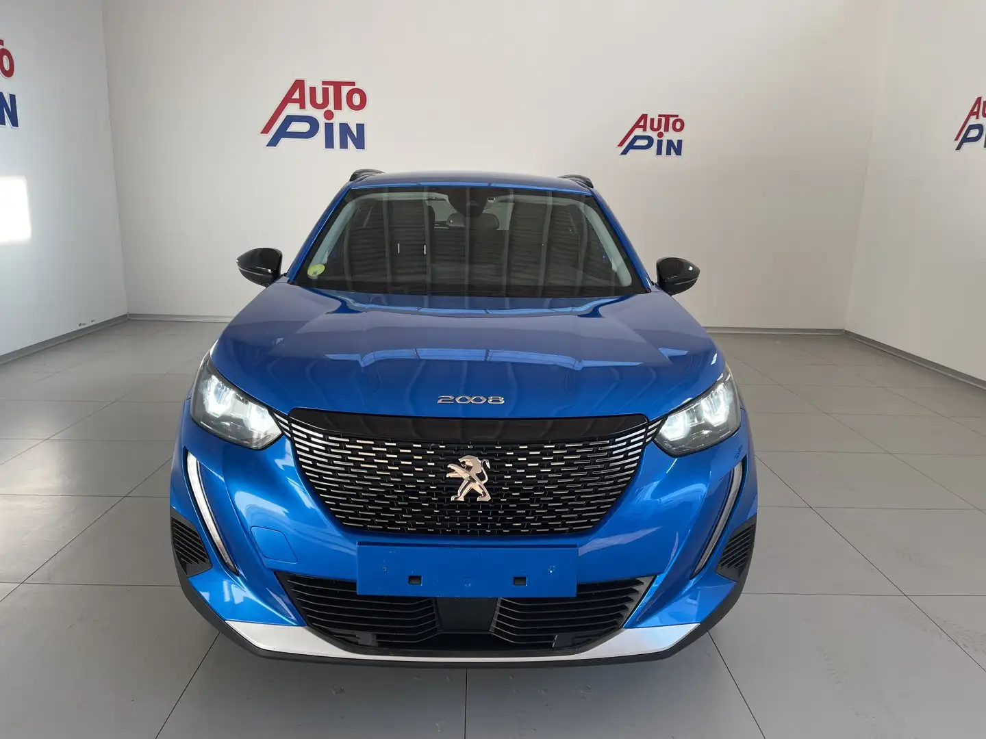 Peugeot 2008 BlueHDi 130 S&S EAT8 Allure - 2