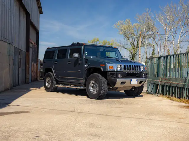 HUMMER H2