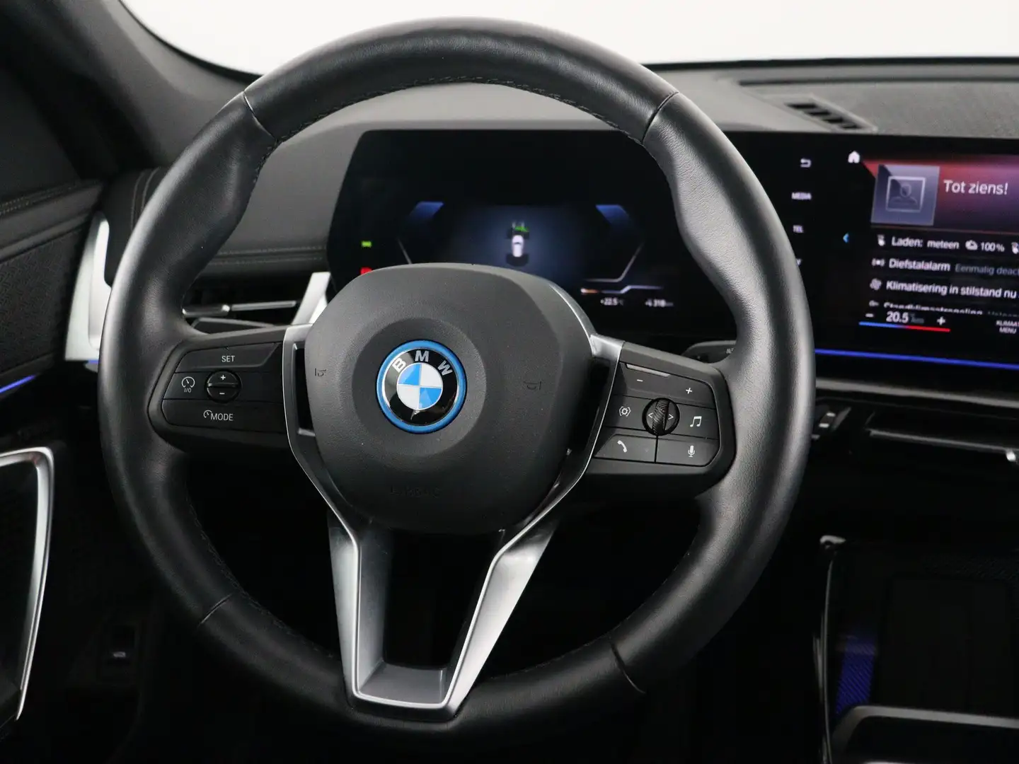 BMW iX1 xDrive30 Launch Edition 67 kWh Blanco - 2