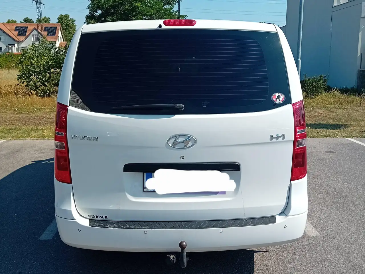 Hyundai H-1