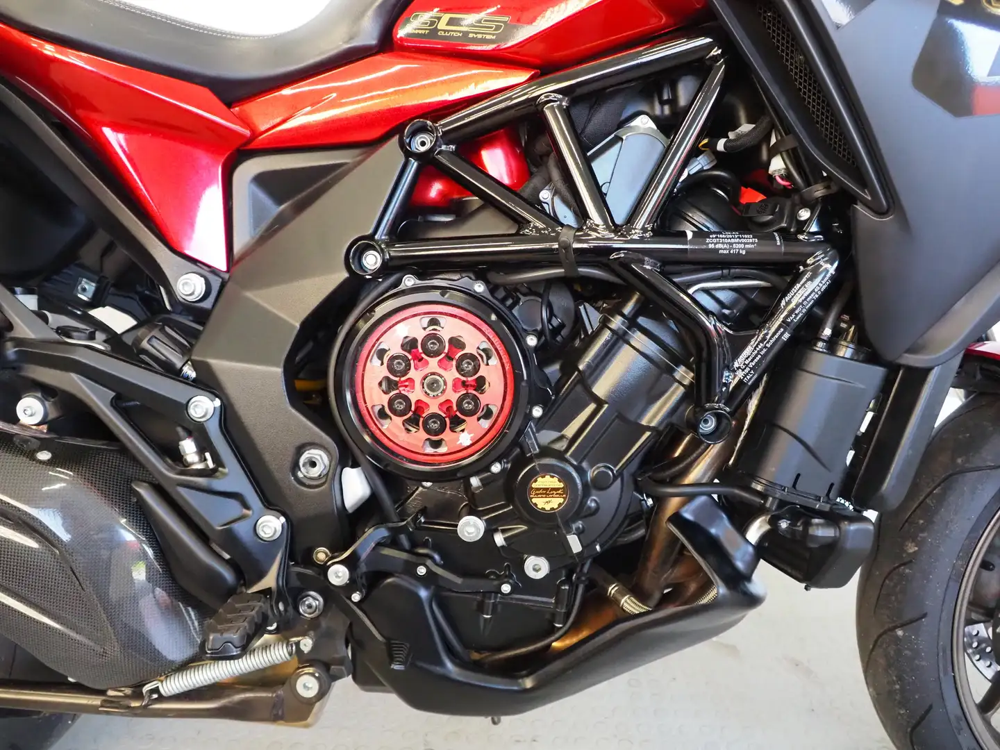 MV Agusta Turismo Veloce 800 Lusso SCS Roşu - 2