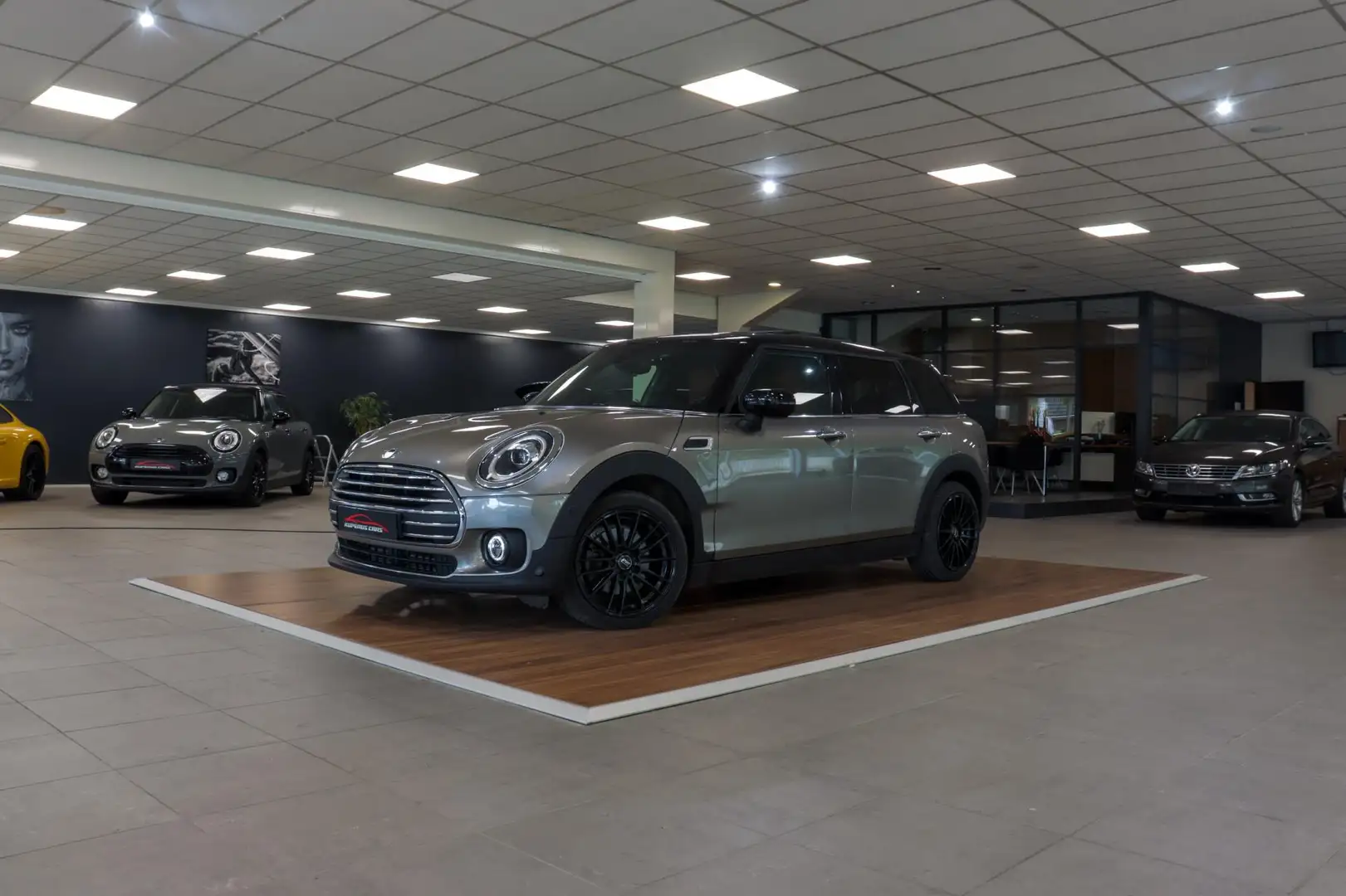 MINI Cooper Clubman Mini 1.5 Chili Pano/ACC/17"/LED/Sfeer/Clima/Dealer Grau - 2