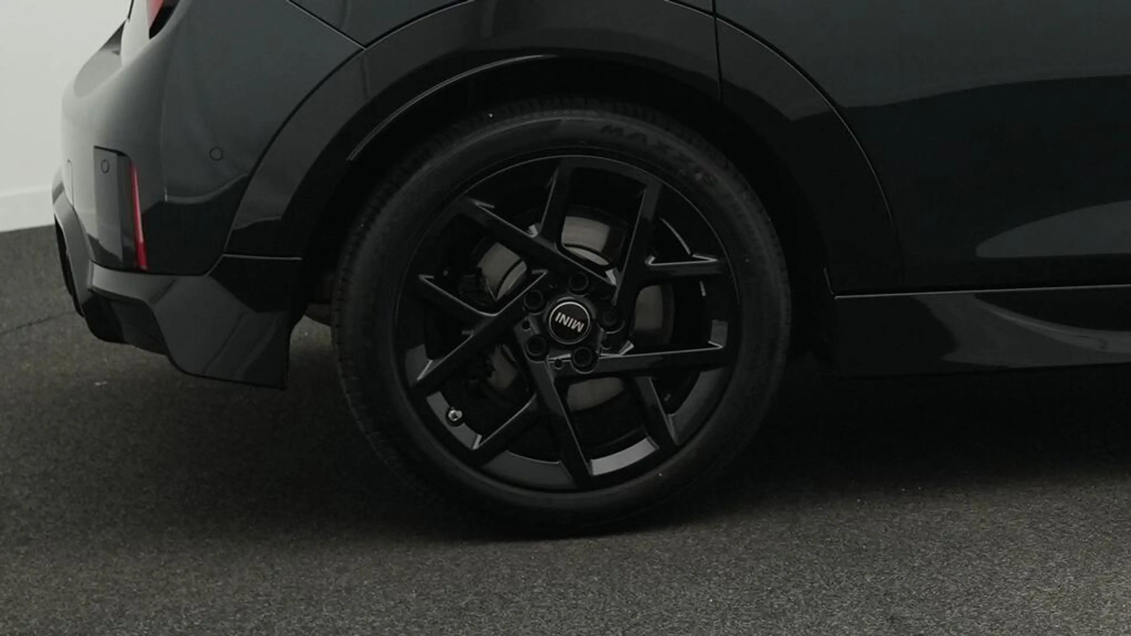 MINI Cooper S John Cooper Works Trim — photo 12