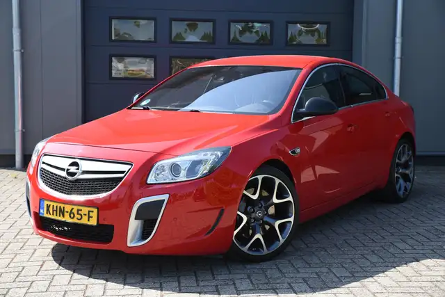 Opel Insignia 2.8 T OPC 4x4 RECARO
