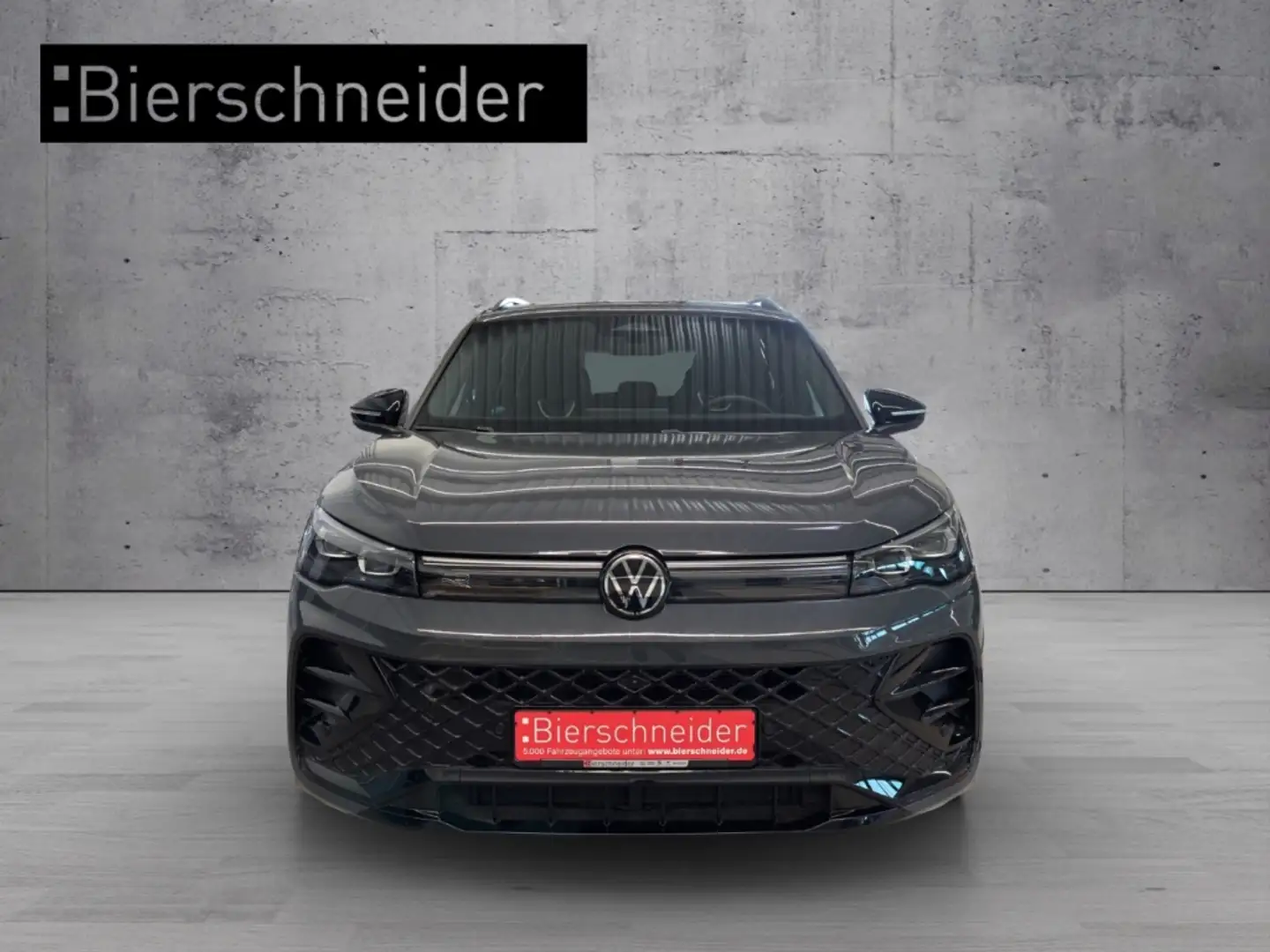 Volkswagen Tiguan 2.0 TDI DSG 4 Mot. R-Line Black Style ALU PANO UMG Grau - 2