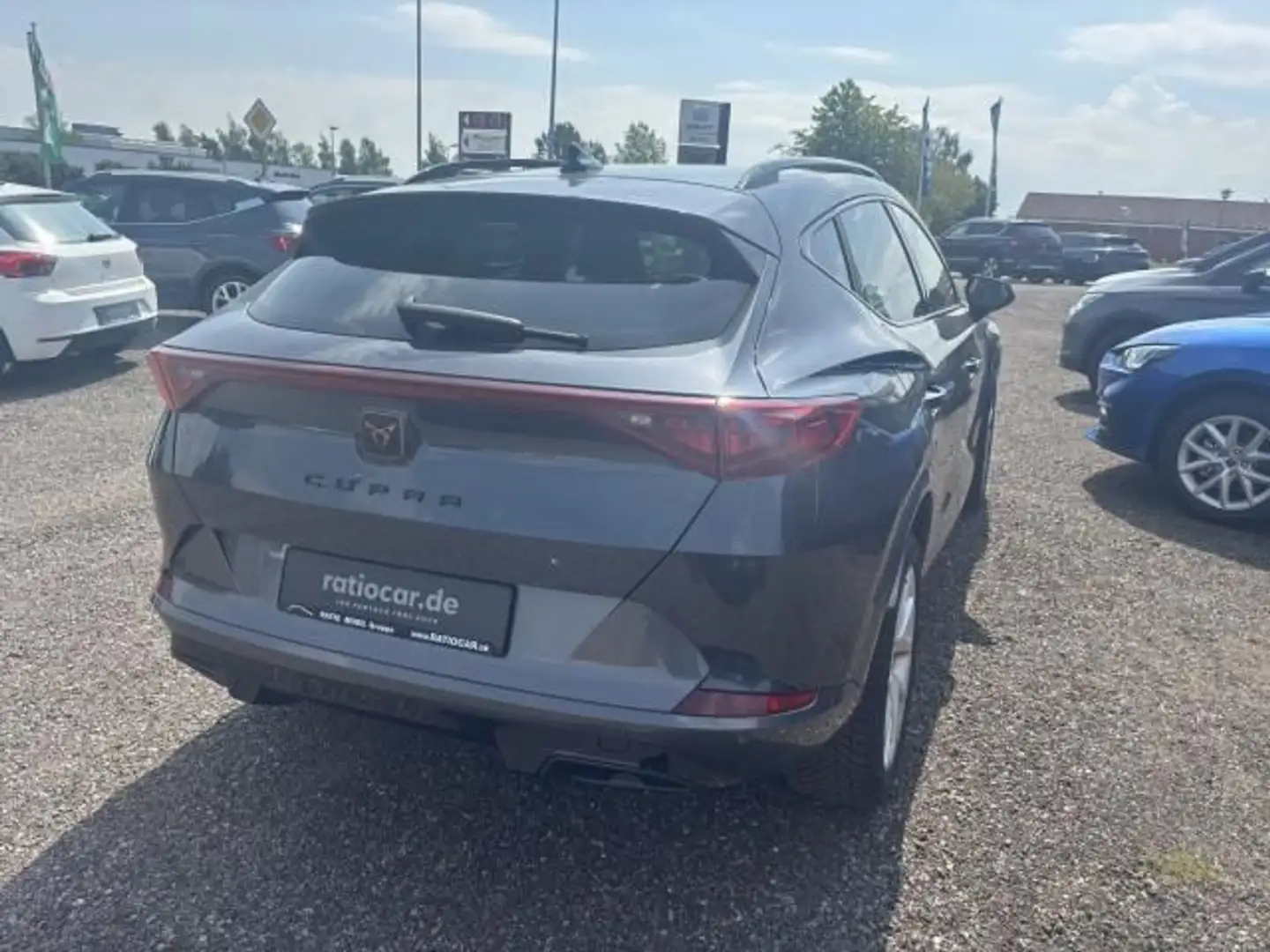 CUPRA Formentor FORMENTOR 2.0 TSI DSG 4 DRIVE GAR.-06/29* NAVI Grau - 2
