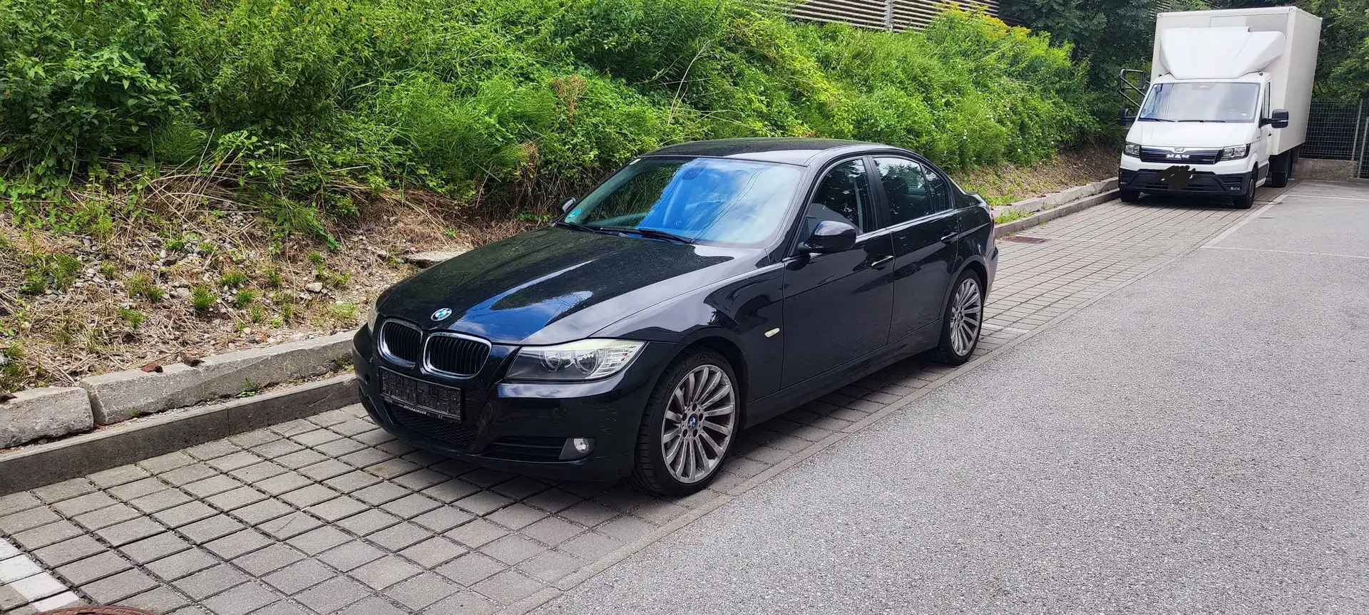 BMW 316 316d Österreich-Paket Schwarz - 1