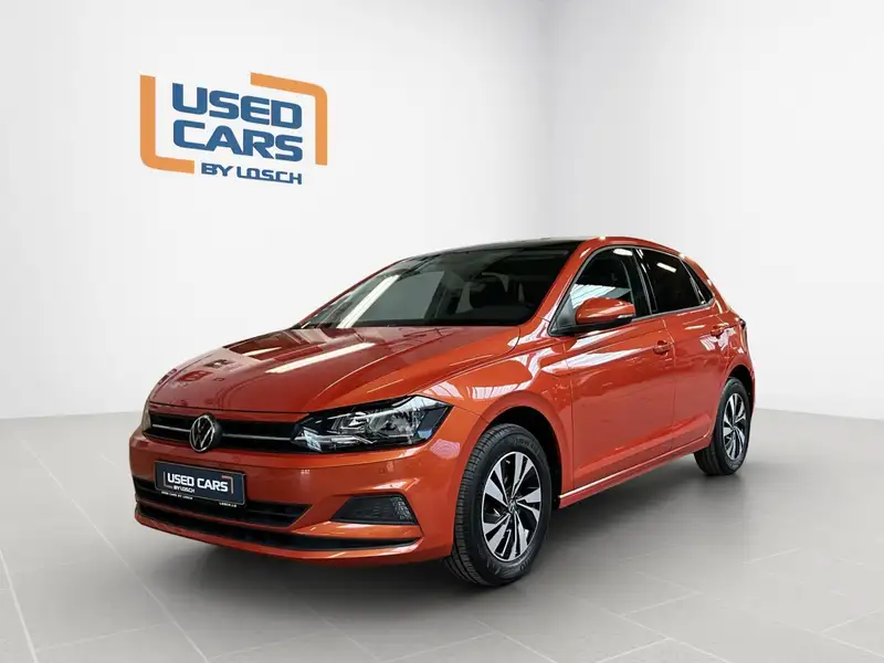 VOLKSWAGEN Polo