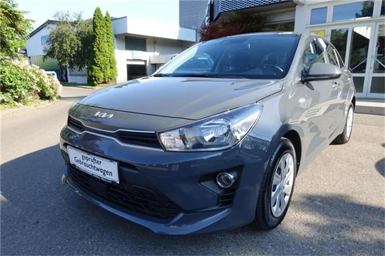 Kia Rio 1,2 DPI Titan ISG Grijs - 1