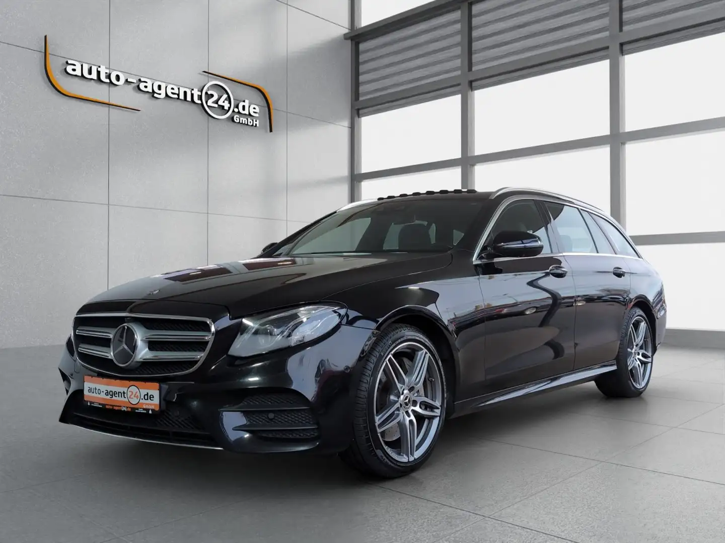 Mercedes-Benz E 400 d 4M AMG /Distro/Multibeam/Wide/360°/Nappa/DAB Noir - 2