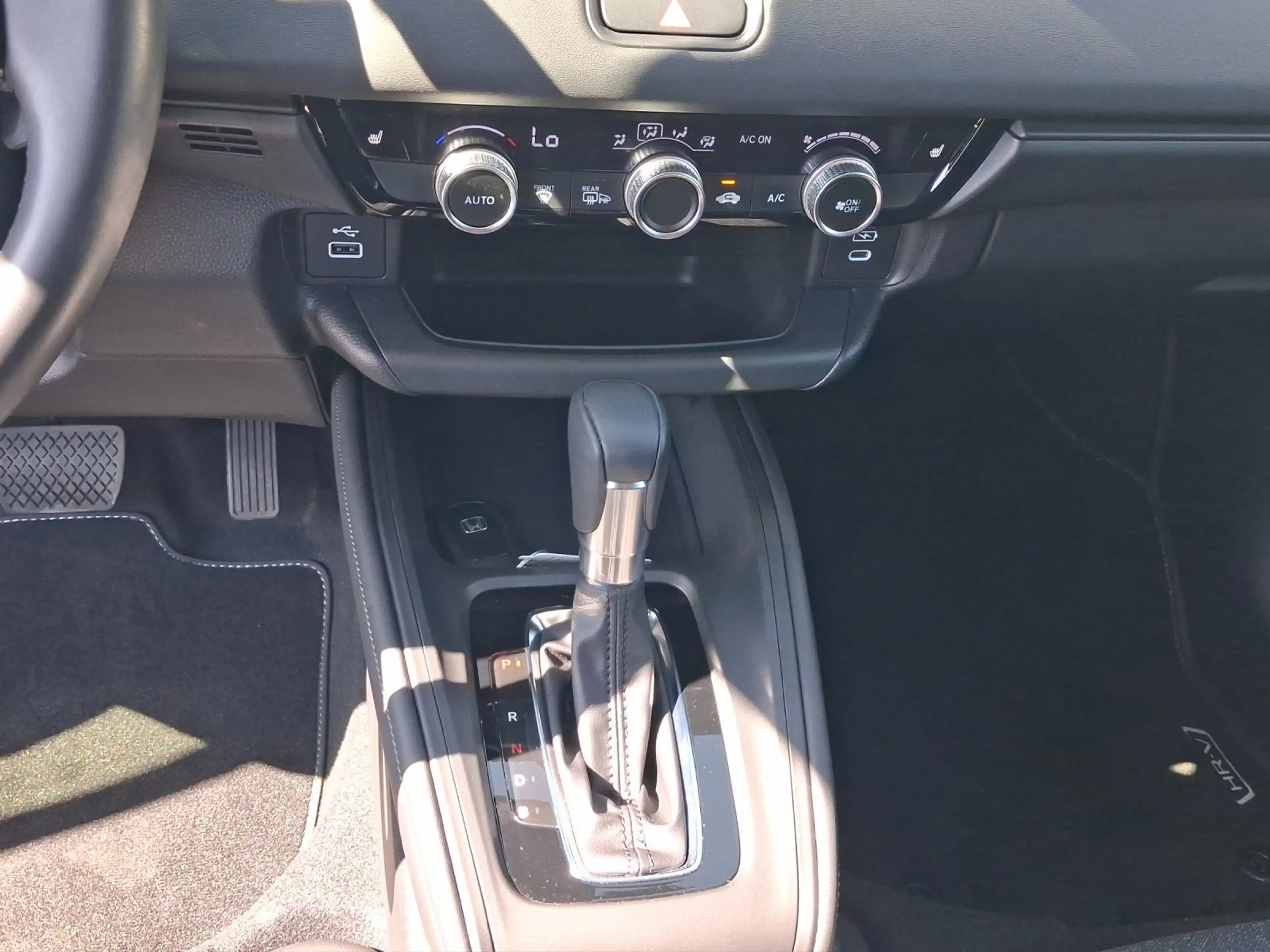 Honda HR-V 1.5 -MMD ELEGANCE KAMERA LED NAVI — photo 11