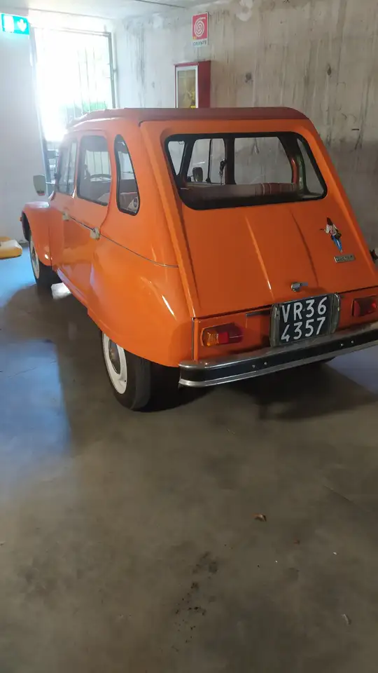 Citroen Dyane 4 porte, foto 2