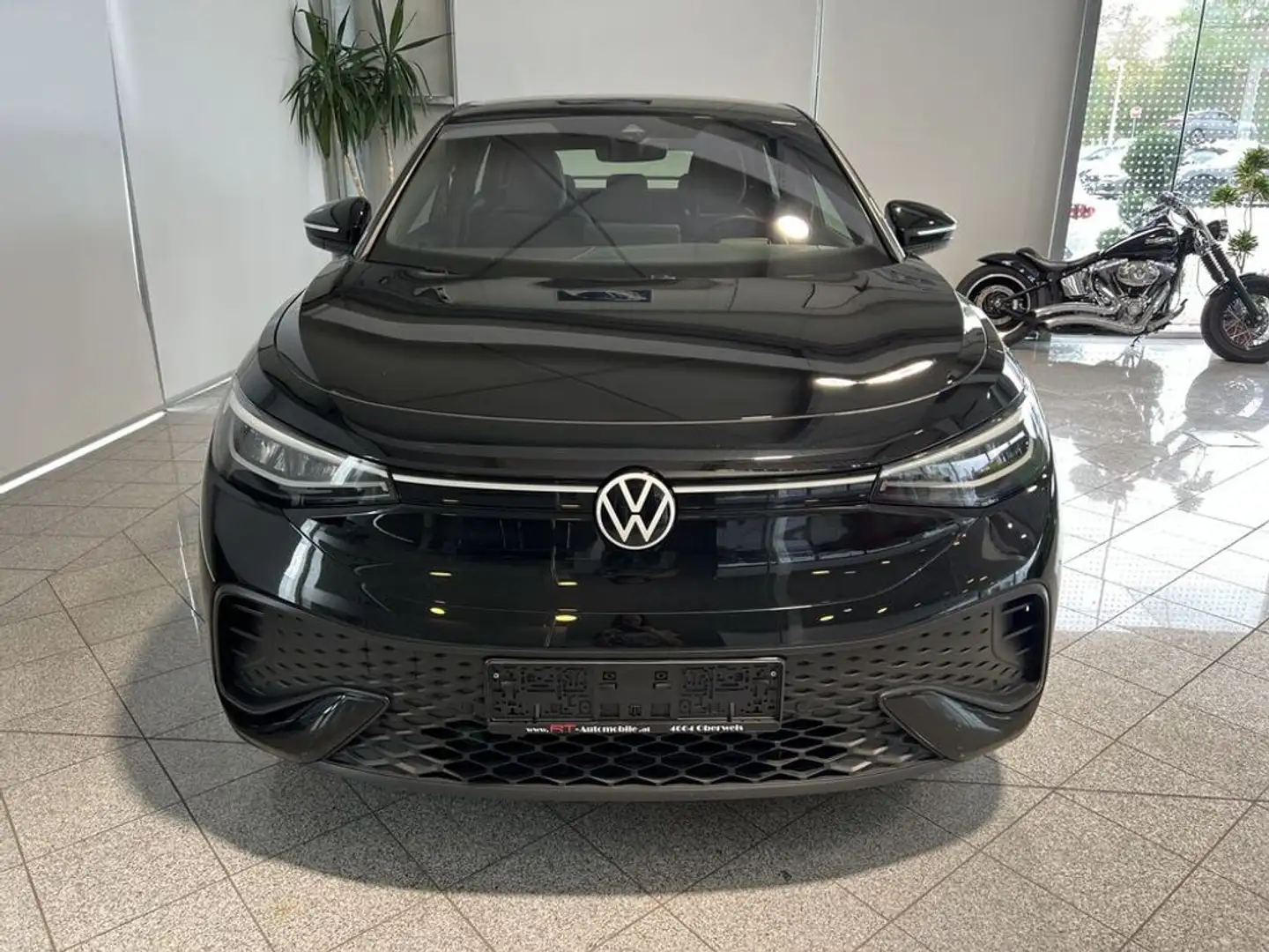 Volkswagen ID.5 Pro Performance 82kWh mit Wärmepumpe Schwarz - 2