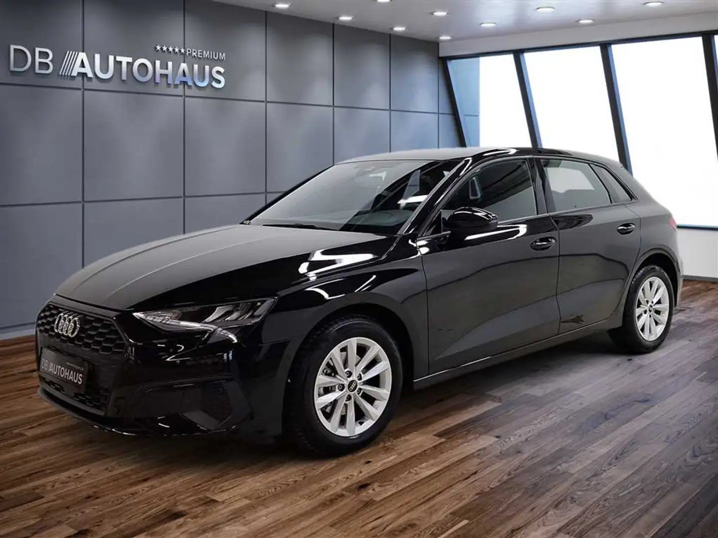 Audi A3 30 1.0 TFSI S tronic Schwarz - 1