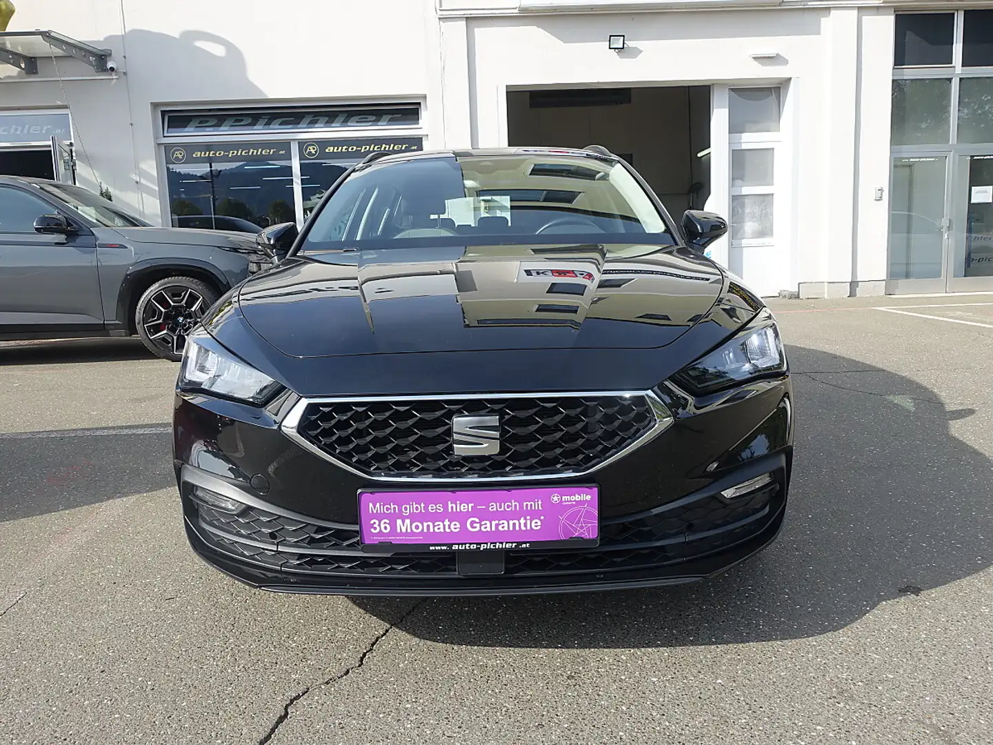 SEAT Leon SP 1,0 TSI Style Schwarz - 2