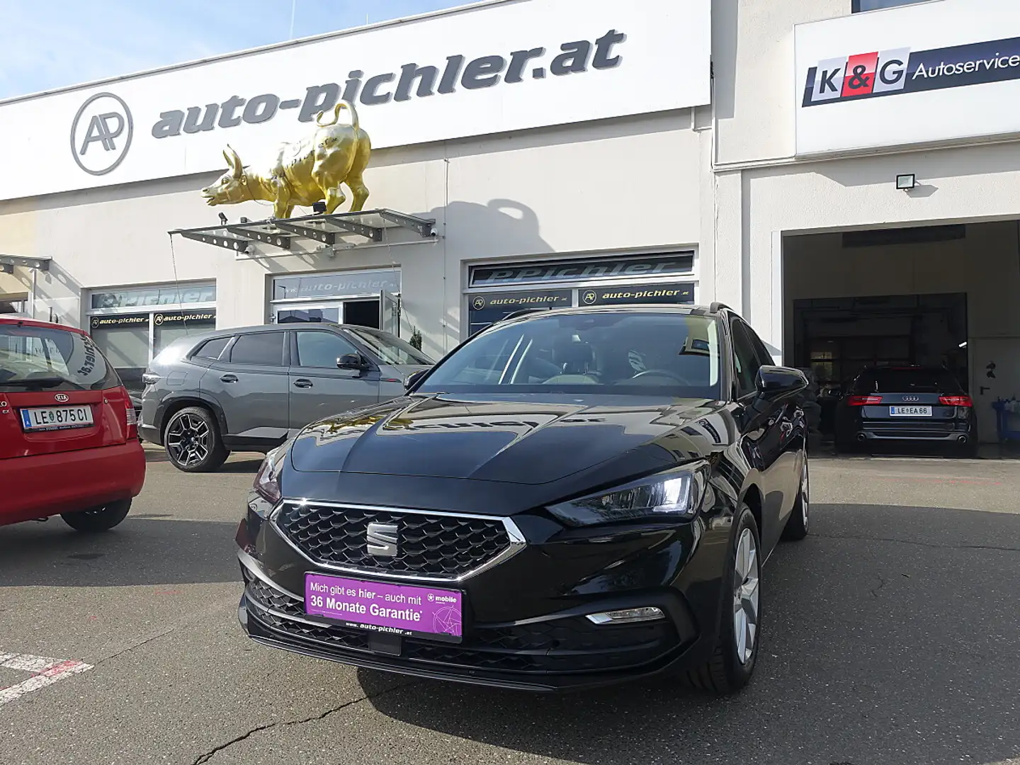 SEAT Leon SP 1,0 TSI Style Schwarz - 1