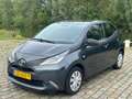 Toyota Aygo 1.0 VVT-i x-now 1e eigenaar dealer onderhouden air Gris - thumbnail 2